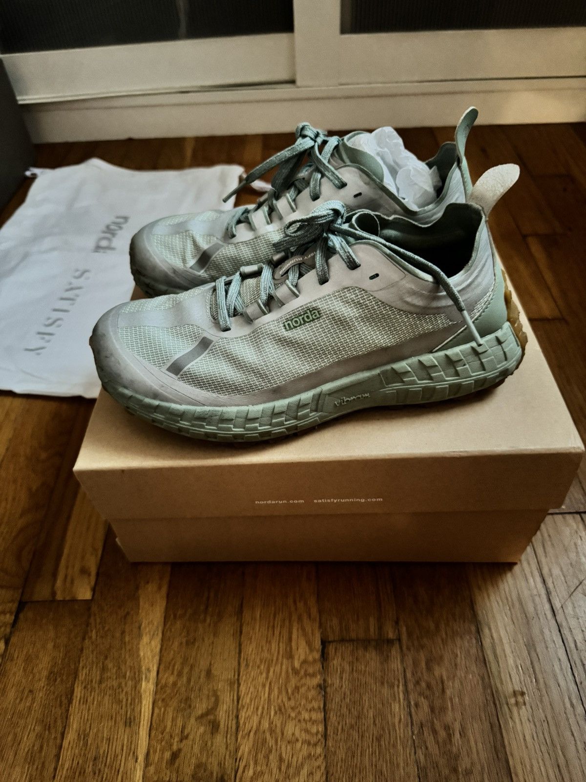 Satisfy × norda Norda 001 X Satisfy shoes Size US 7 / EU 40 - 1 Thumbnail