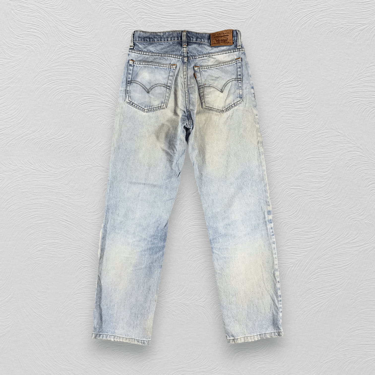 Levi's Vintage Levis Jeans Medium Wash Denim KJ1343 Size US 29 - 2 Thumbnail