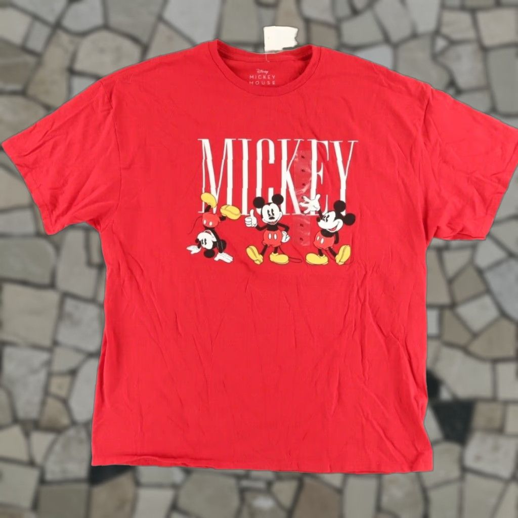 Disney Disney Mickey Mouse Solid T-Shirt Red Men's XL Shirt Mens XL Red Disney Mickey Mouse Solid T-Shirt Size US XL / EU 56 / 4 - 1 Thumbnail