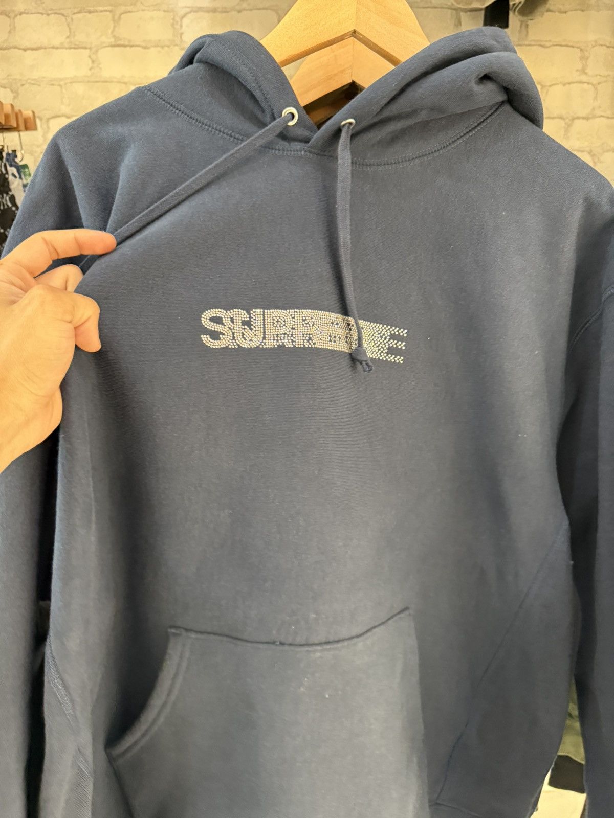 Supreme Navy blue with white crystal hoodie size large Size US L / EU 52-54 / 3 - 3 Thumbnail