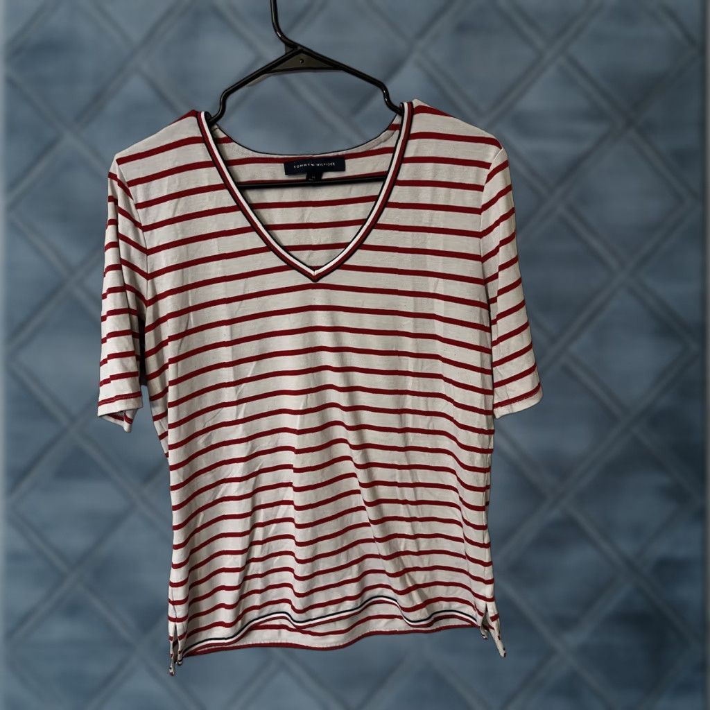Tommy Hilfiger Womens Tommy Hilfiger V-neck T-shirt Size Medium White Red Striped Shirt Womens M White Red 90s, Vintage, Tommy Hilfiger, T-Shirt Size M / US 6-8 / IT 42-44 - 1 Thumbnail