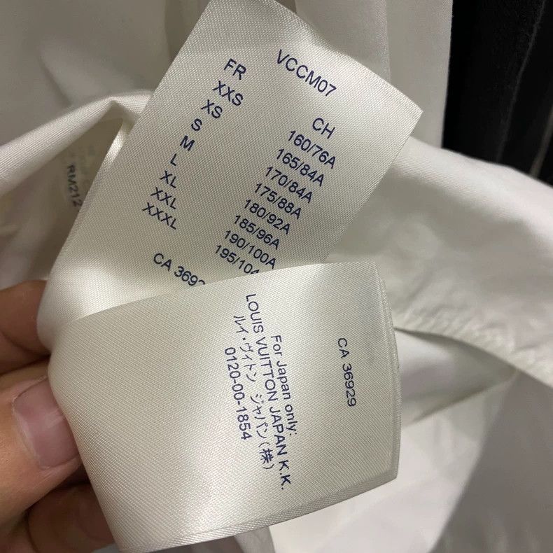 Louis Vuitton Louis Vuitton Neon Letter Shirt 2503-Nextarrow Size US L / EU 52-54 / 3 - 6 Thumbnail