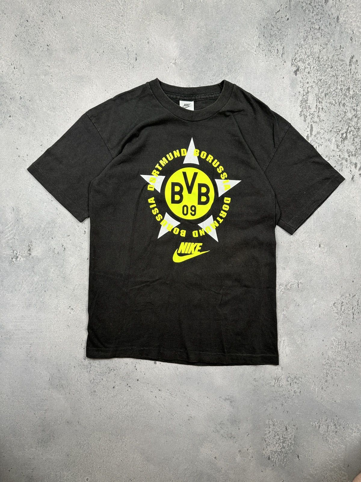 Nike Vintage Nike Borussia Dortmund BVB Football Made in Ireland Size US S / EU 44-46 / 1 - 1 Thumbnail