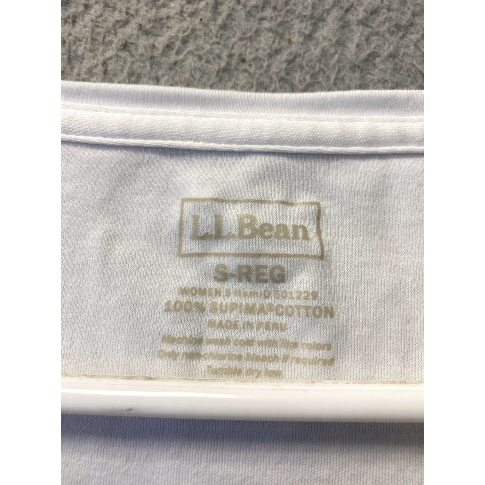 Vintage VINTAGE LL BEAN Women's T-Shirt Short Sleeve V-Neck Basic Size S White Linen Casual Summer Size S / US 4 / IT 40 - 2 Thumbnail