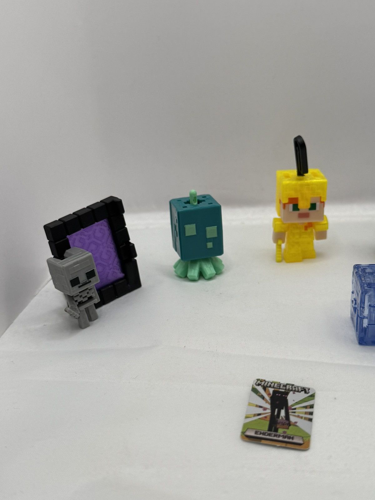 The Game Minecraft Enderman Kinder Toy Collectible Size ONE SIZE - 9 Thumbnail