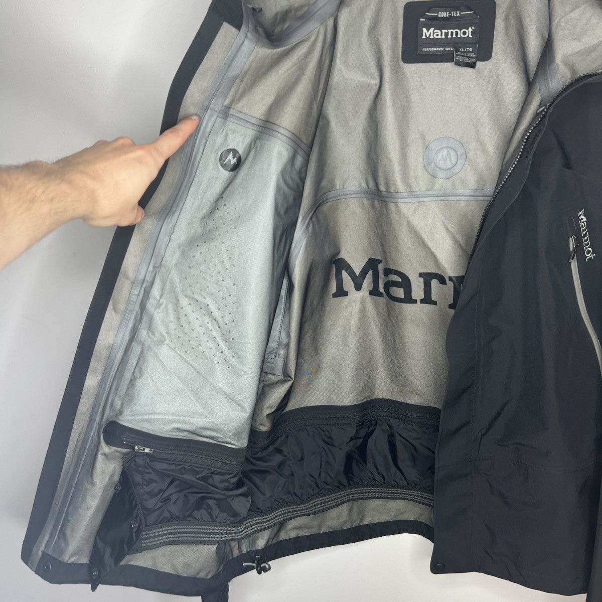 Marmot Marmot Gore Tex Rain jacket windbreaker Size US XL / EU 56 / 4 - 8 Thumbnail