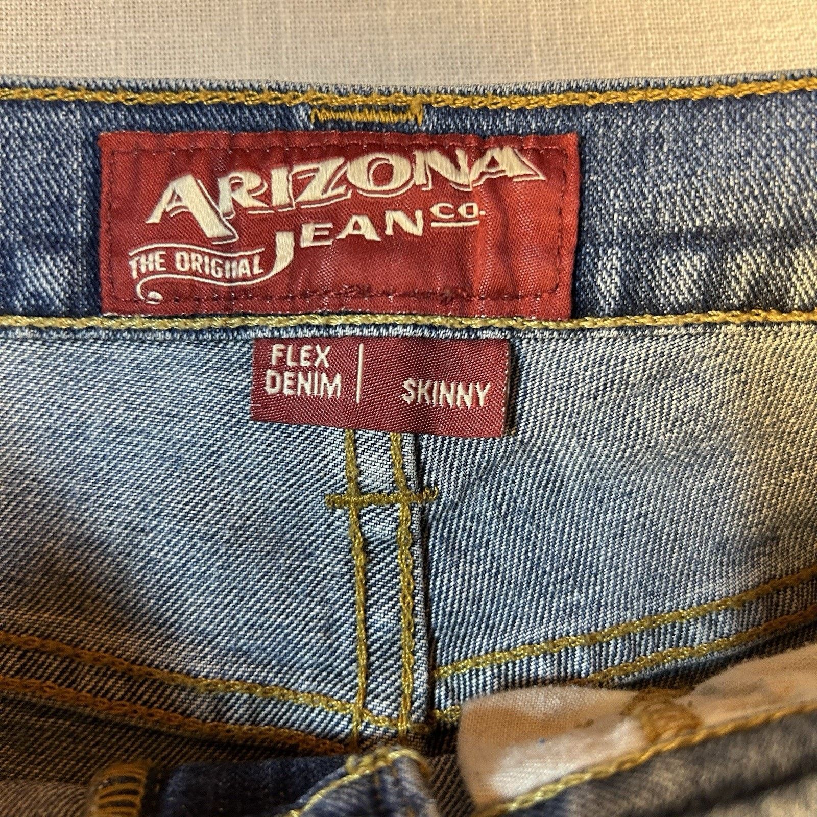 Arizona Jean Co. Arizona Slim Skinny Flex Denim 29x34 Jeans Medium Wash Size US 29 - 13 Thumbnail