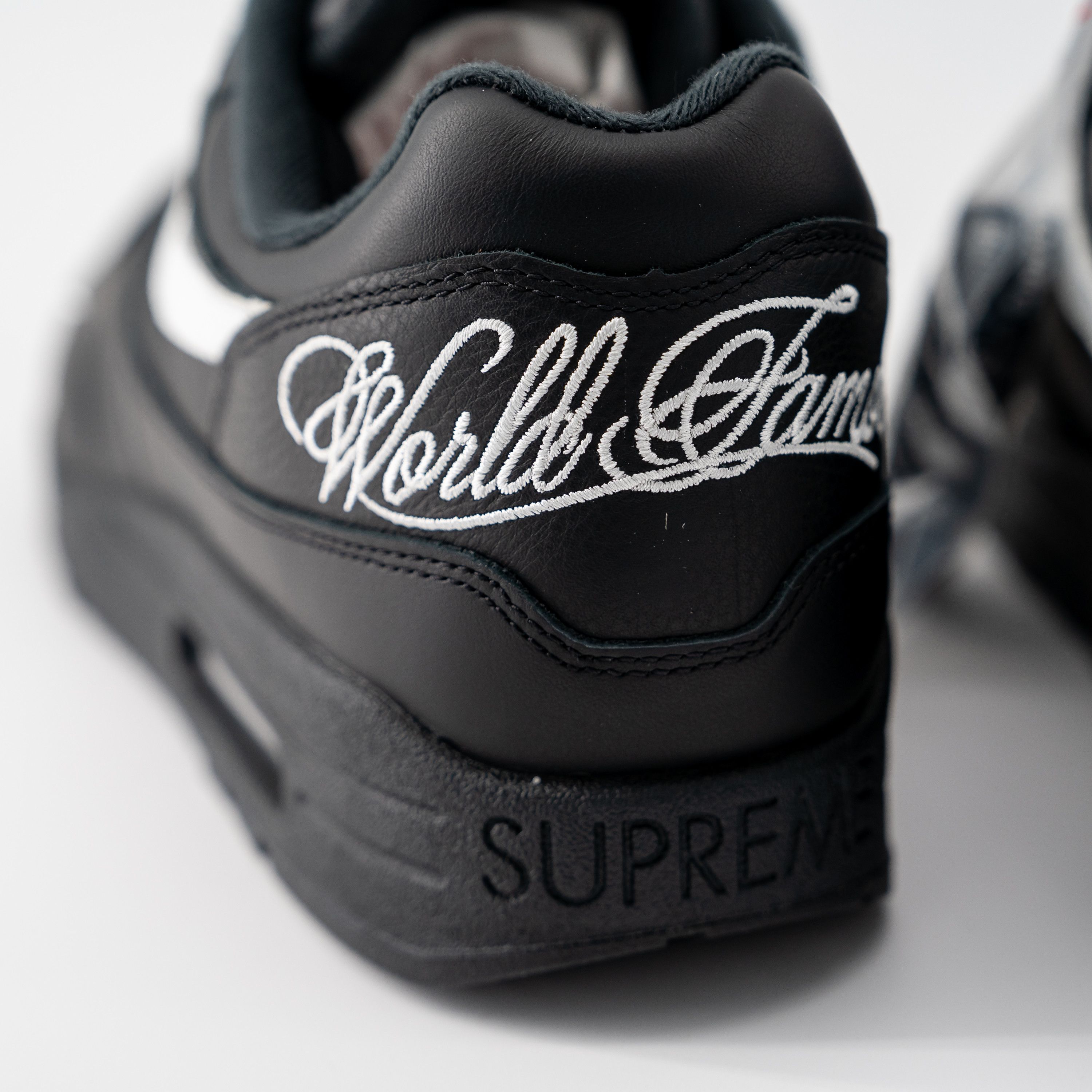 Nike 13 - Nike Supreme x Air Max 1 '87 SP Black White HF8813 001 Size US 13 / EU 46 - 11 Thumbnail
