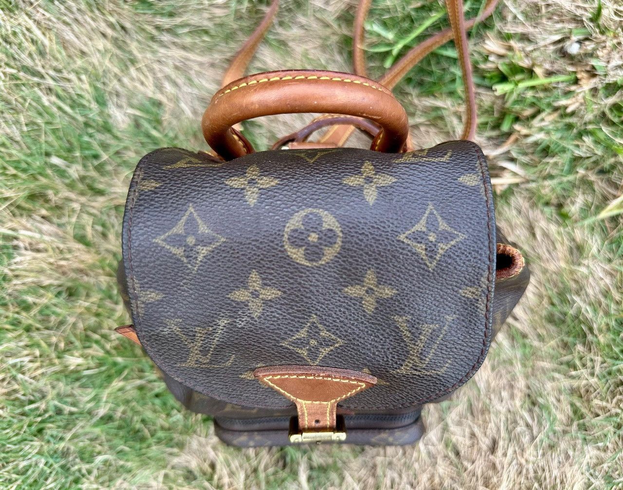 Louis Vuitton Authentic Louis Vuitton Monogram Canvas Montsouris Mini Bag Size ONE SIZE - 6 Thumbnail