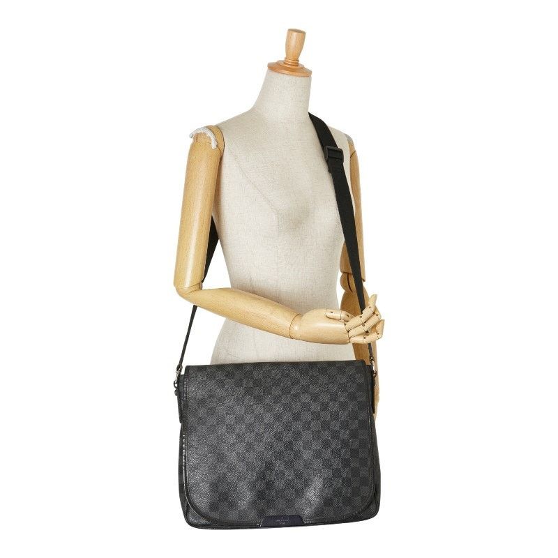 Louis Vuitton Louis Vuitton Damier Graphite Daniel MM Crossbody Bag N58029 Size ONE SIZE - 13 Thumbnail