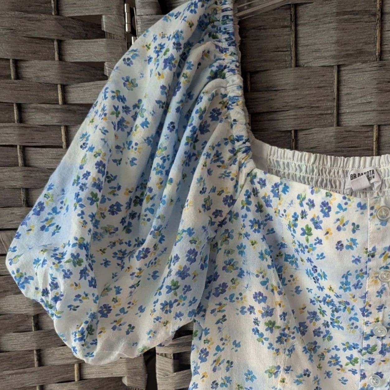 BB Dakota BB Dakota Mini Dress Blue Floral Puff Sleeve Smocked Sz S (Fits XS) Coquette Shirt Dress Womens Size S / US 4 / IT 40 - 3 Thumbnail