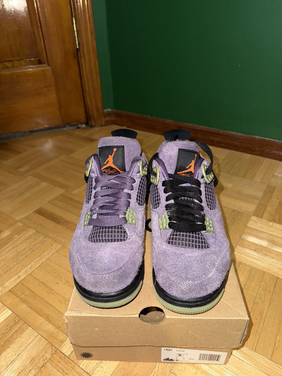 Jordan Brand Women’s Air Jordan 4 “Canyon Purple” Size US 7.5 / IT 37.5 - 2 Thumbnail