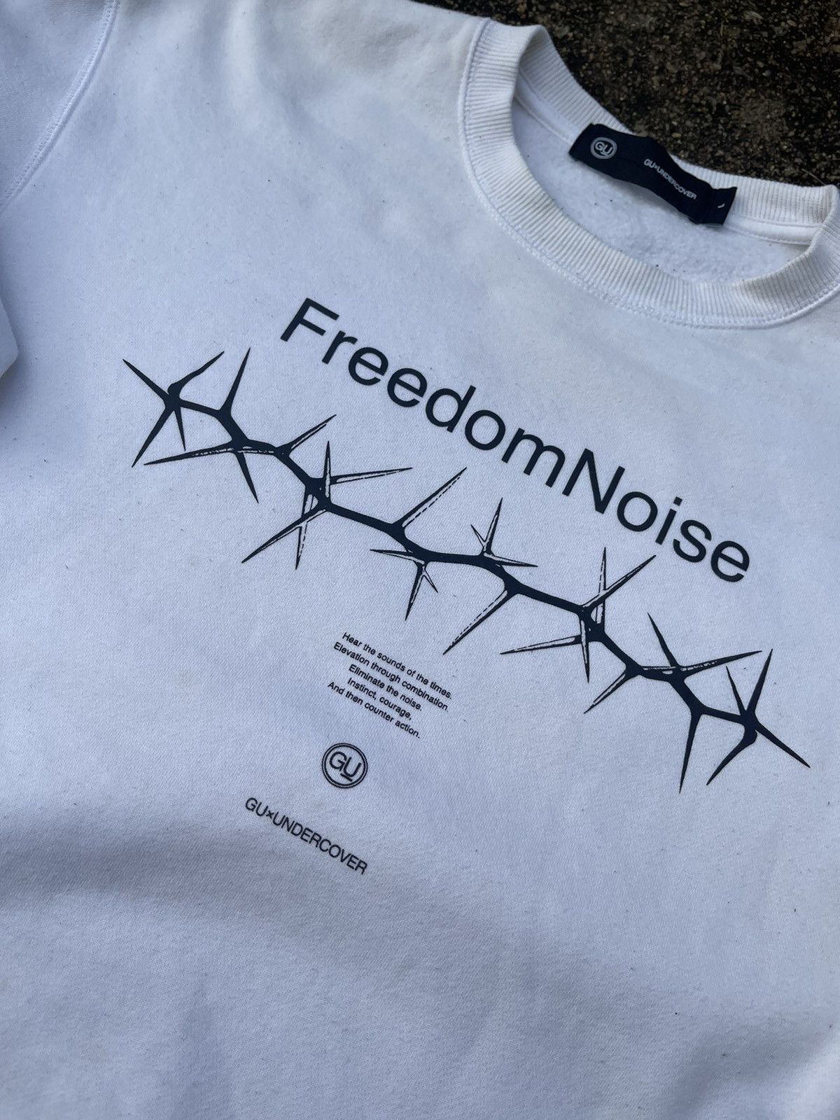 GU × Jun Takahashi × Undercover GU Undercover "Freedom Noise" Sweatshirt (White) Size US L / EU 52-54 / 3 - 3 Thumbnail