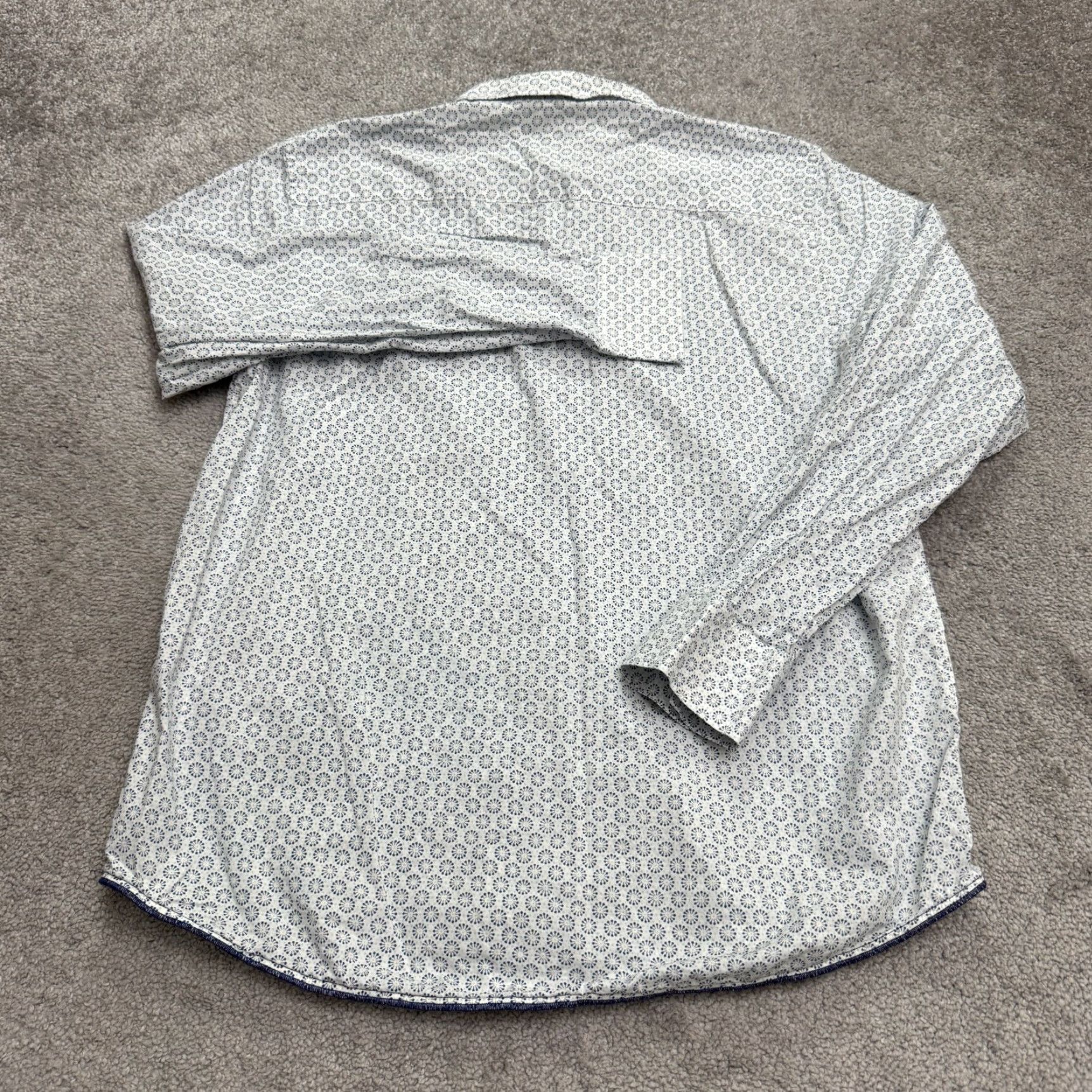 Tommy Bahama Tommy Bahama Button-Down Shirt Mens M Denim Blue Geometric Casual Shirt Size US M / EU 48-50 / 2 - 2 Thumbnail