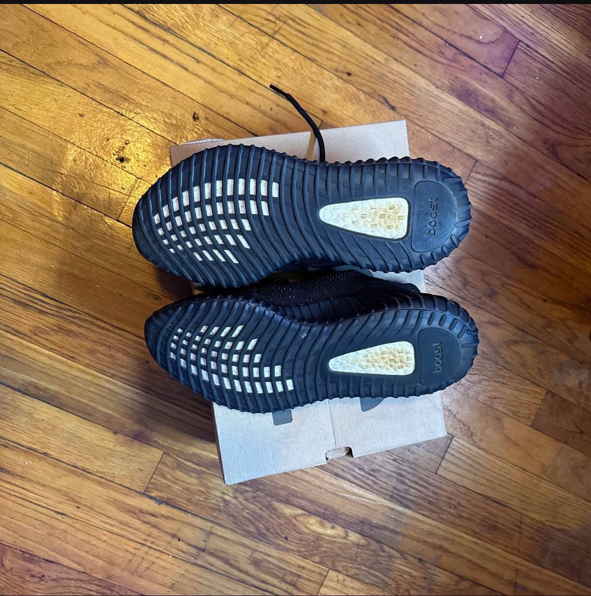 Adidas Yeezy 350 core Size US 10.5 / EU 43-44 - 6 Thumbnail