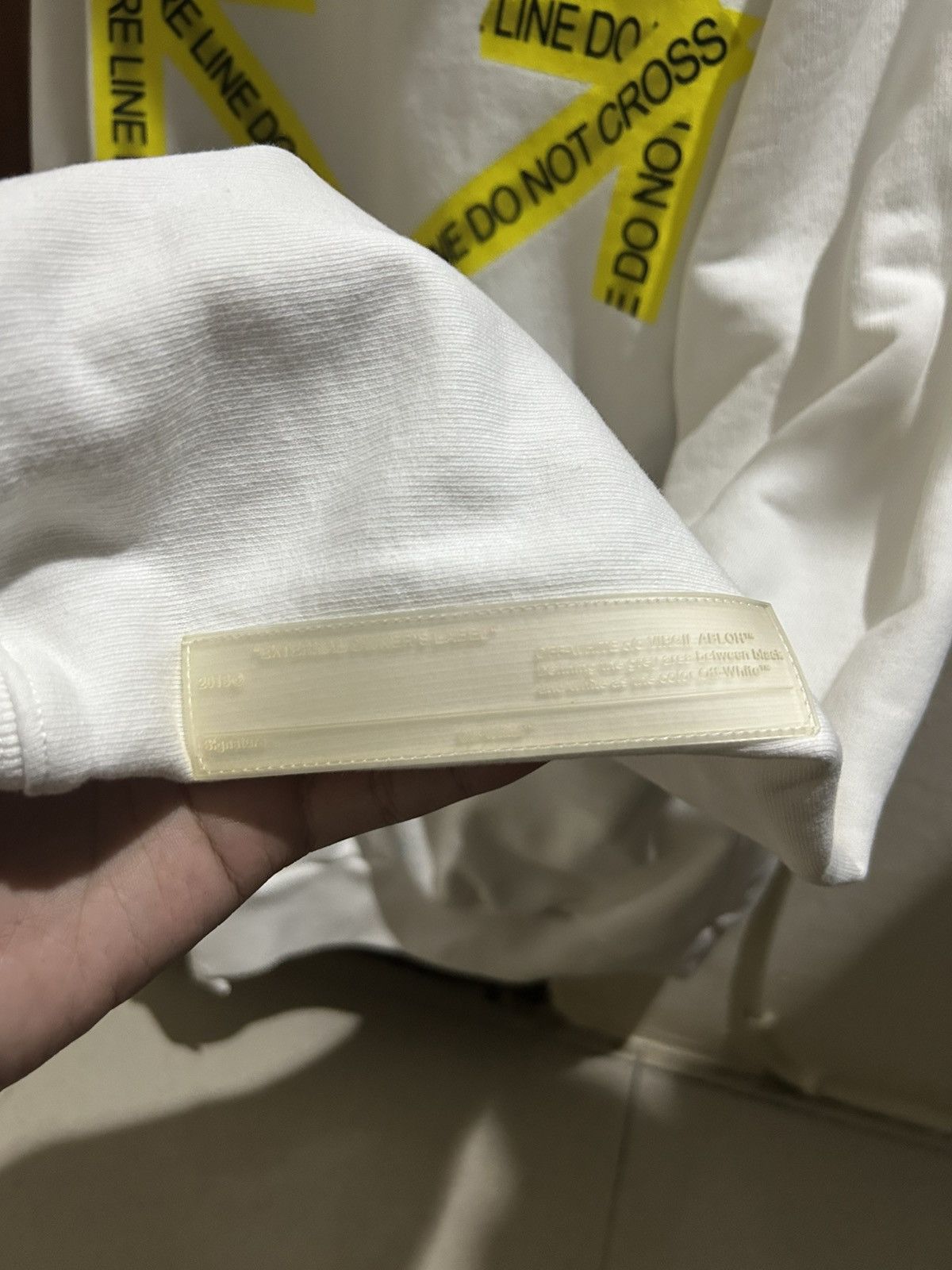 Off-White Off white ss18 fire caution tape Size US M / EU 48-50 / 2 - 3 Thumbnail