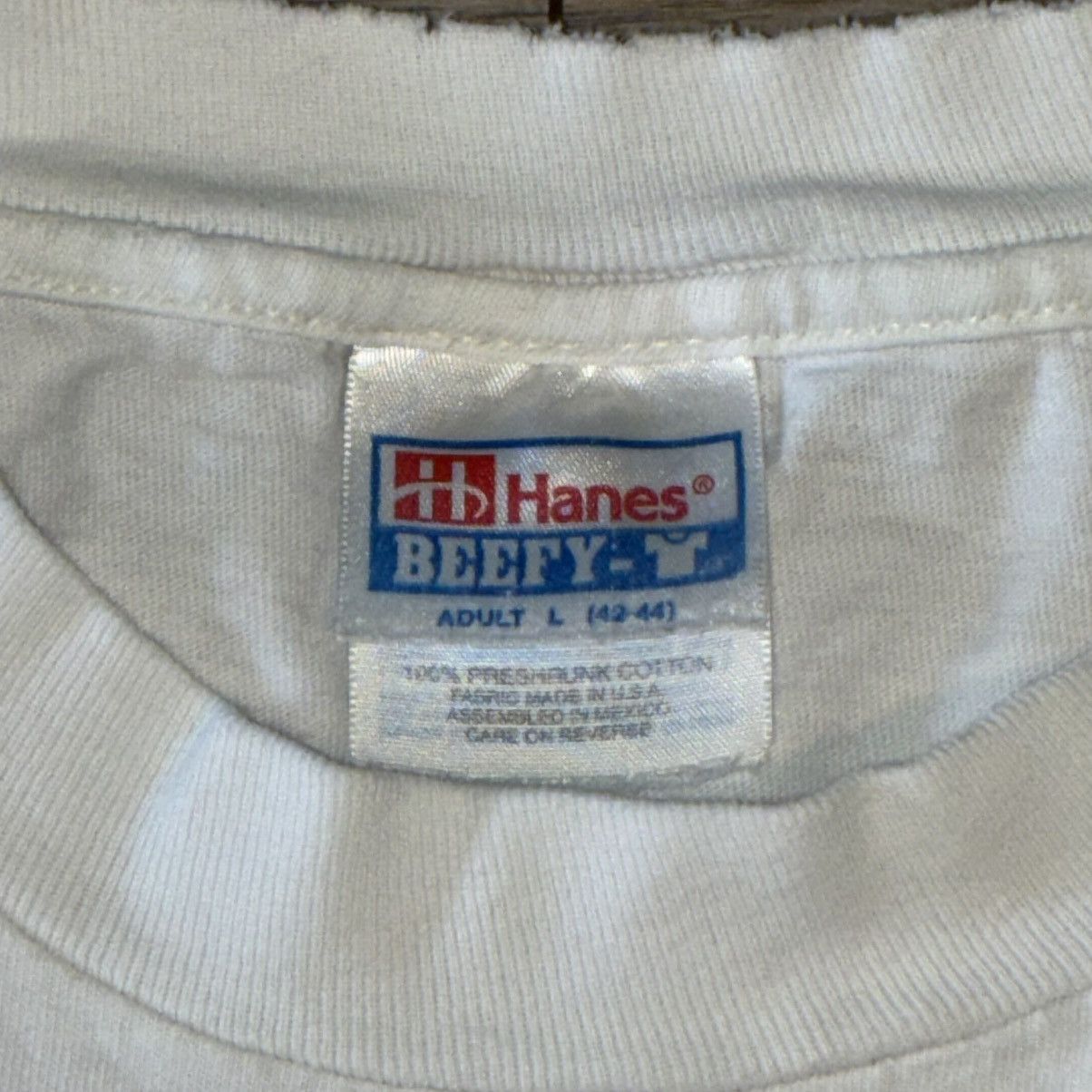 Hanes Trinity Church cathedral tee shirt Size US L / EU 52-54 / 3 - 3 Thumbnail