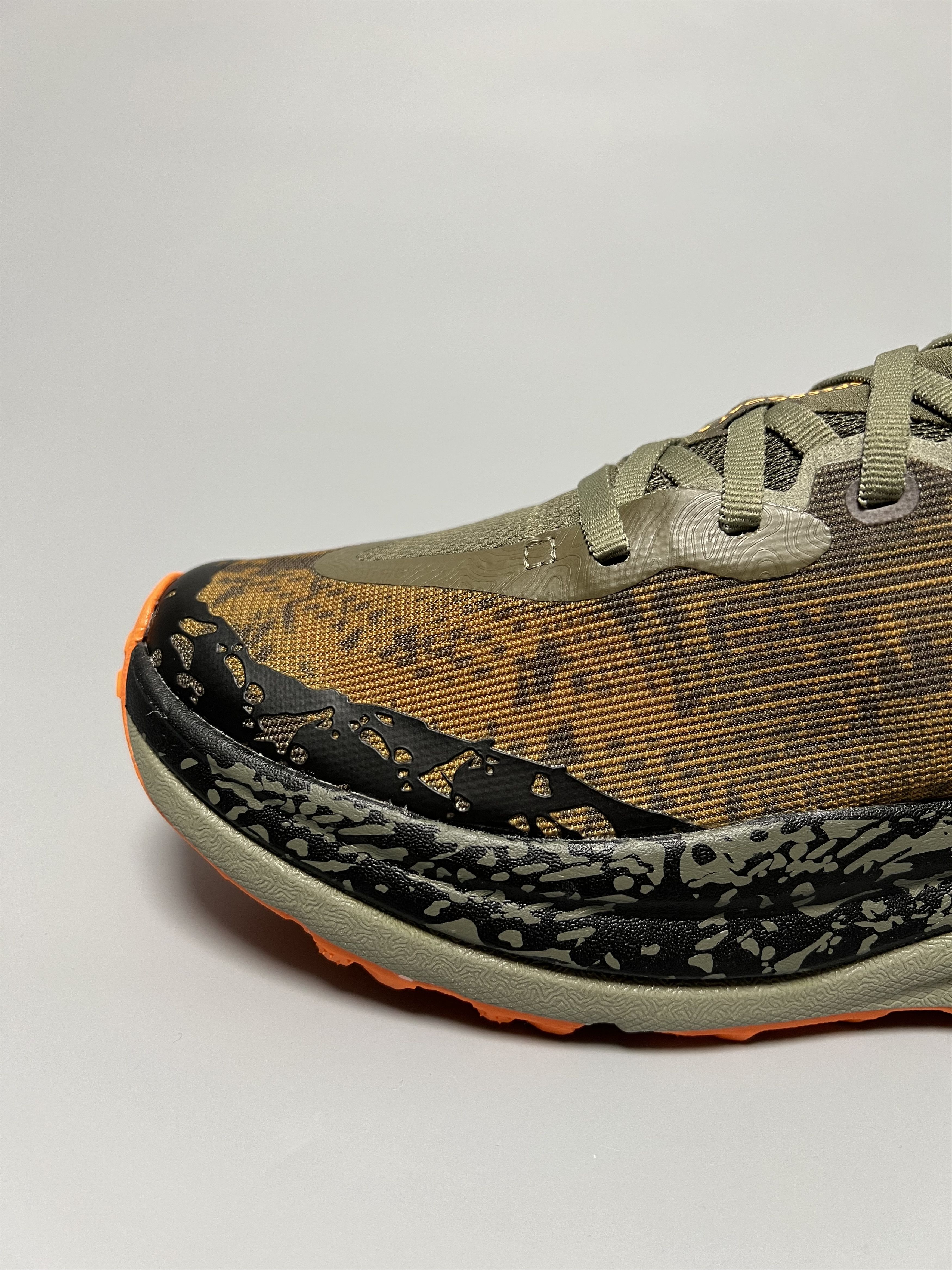 Hoka 8.5 EE Hoka One One Speedgoat 6 Wide Trail Running Shoes Size US 8.5 / EU 41-42 - 10 Thumbnail