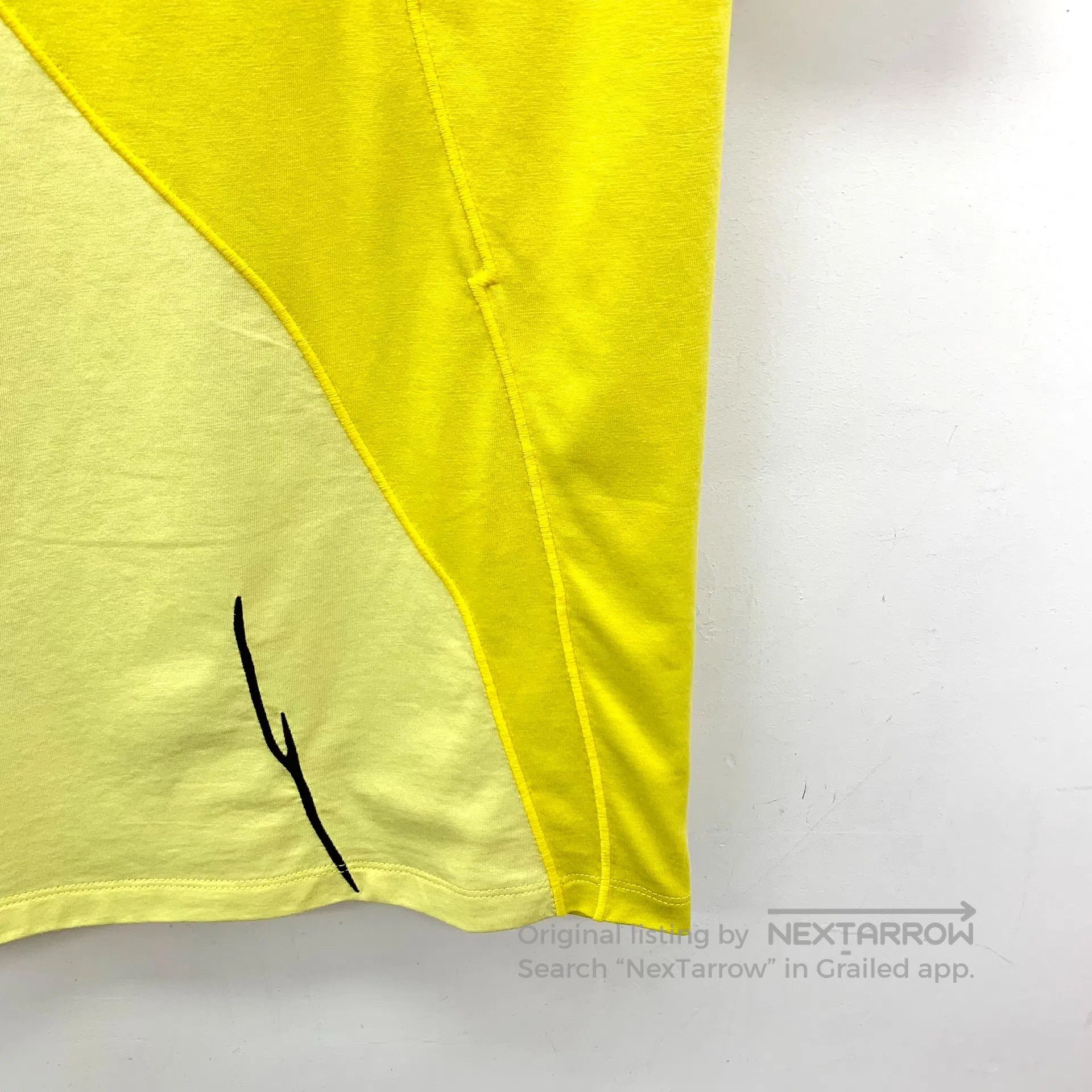Loewe Loewe Yellow logo letter embroidery cotton round neck shor Size US XS / EU 42 / 0 - 4 Thumbnail
