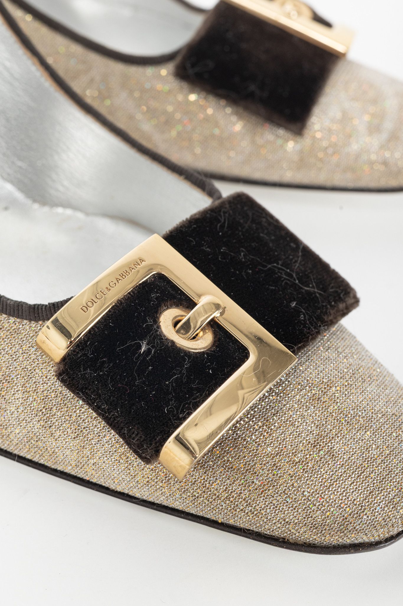 Dolce & Gabbana Dolce & Gabbana Gold Sparkle Velvet-Buckle Pumps Size US 10.5 / IT 40.5 - 7 Thumbnail