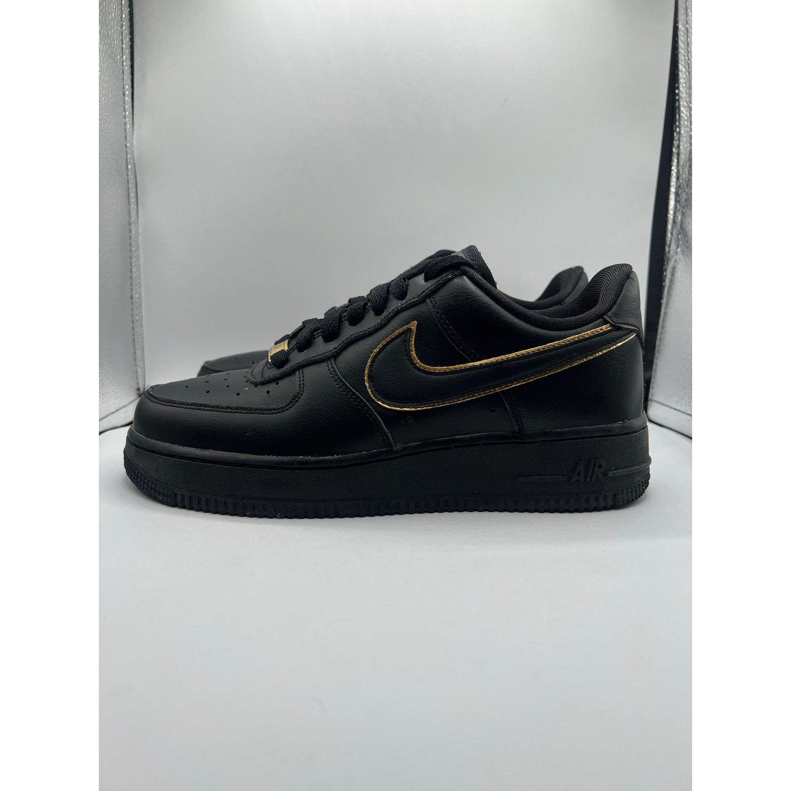 Nike Nike Air Force 1 Low ‘07 Essential “Black Gold Swoosh” Size US 7.5 / IT 37.5 - 1 Thumbnail