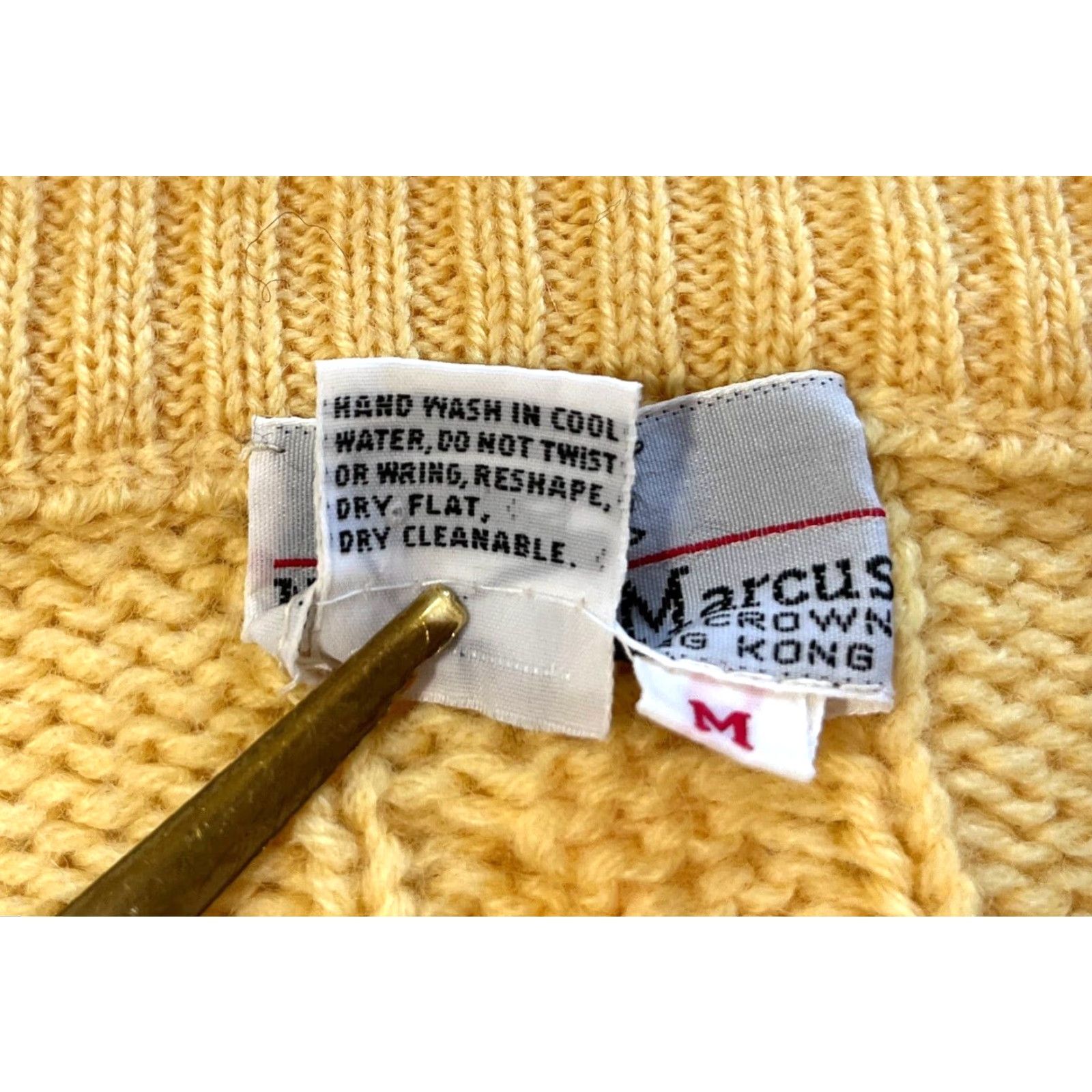 Neiman Marcus VINTAGE Neiman Marcus Men's Sweater Vest Shirt 90s Preppy Yellow Wool Knit Vest Mens M Size US M / EU 48-50 / 2 - 7 Thumbnail