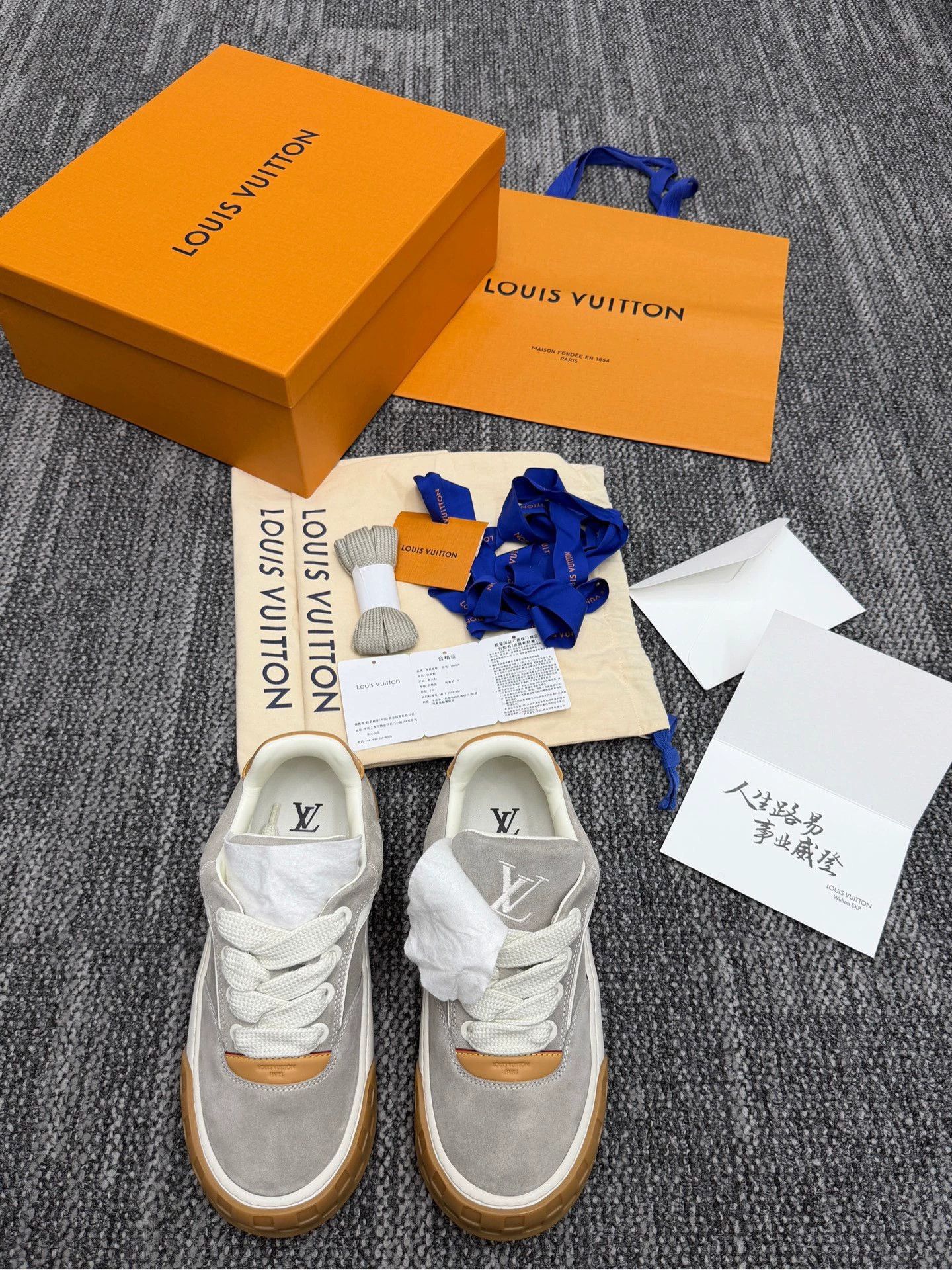 Louis Vuitton Louis Vuitton Tilted Suede Calfskin Sneaker 42 New Size US 9 / EU 42 - 6 Thumbnail