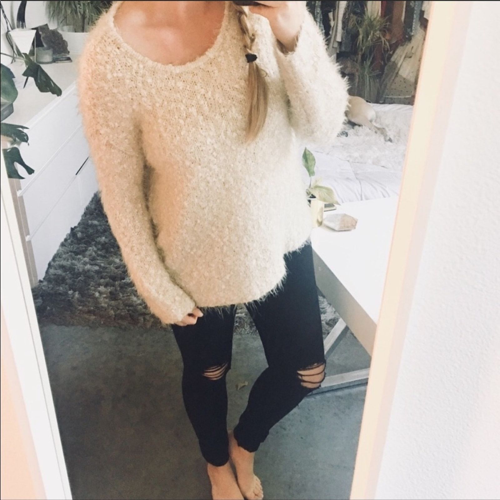 Nordstrom Hinge Nordstrom Cream Fuzzy Pullover Chunky Knit Sweater Size M / US 6-8 / IT 42-44 - 4 Thumbnail