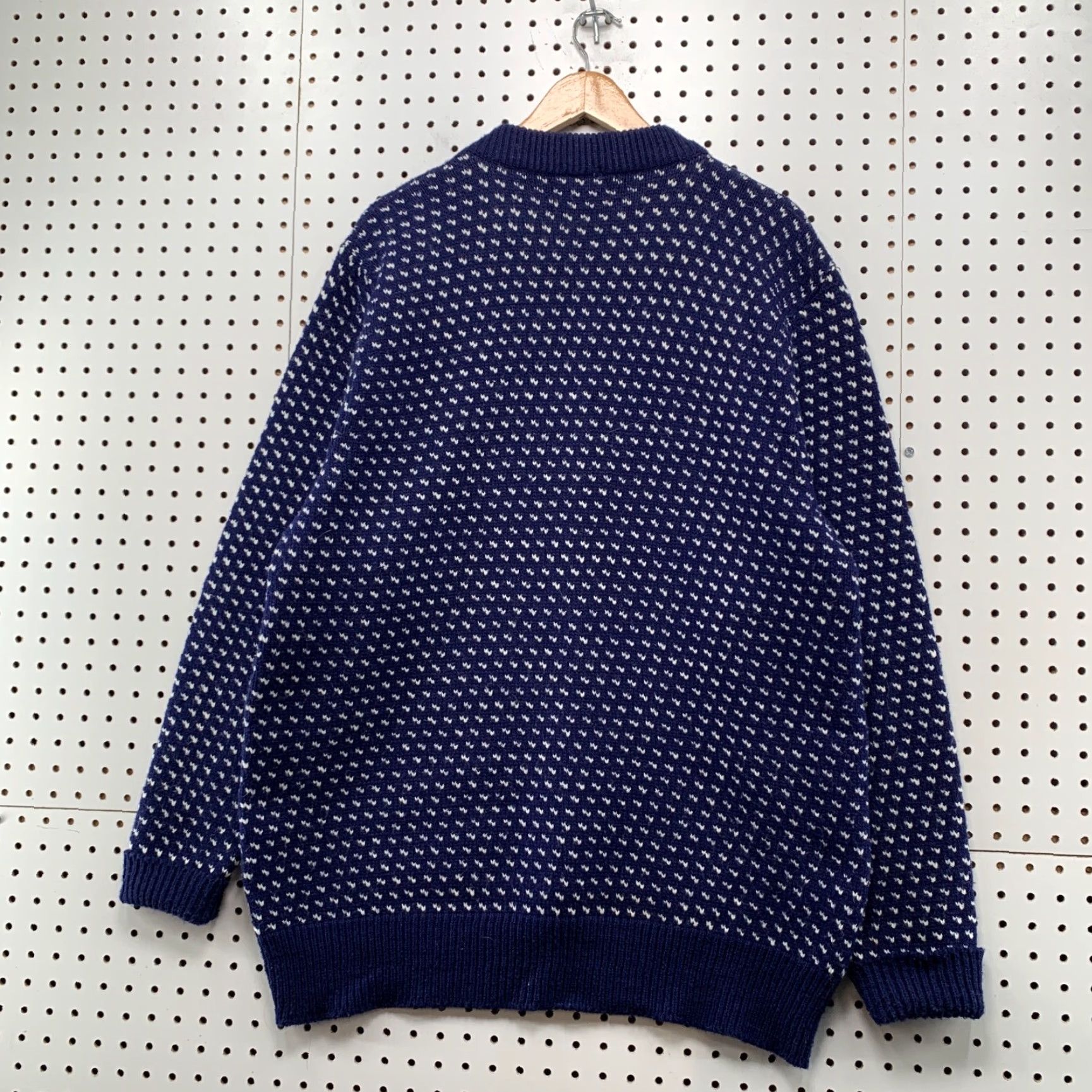 Vintage VINTAGE 90s Tuxan Mens Knit Sweater 2XL Long Sleeve Crew Neck Heavyweight Blue Acrylic Pullover US Made Size US XXL / EU 58 / 5 - 2 Thumbnail