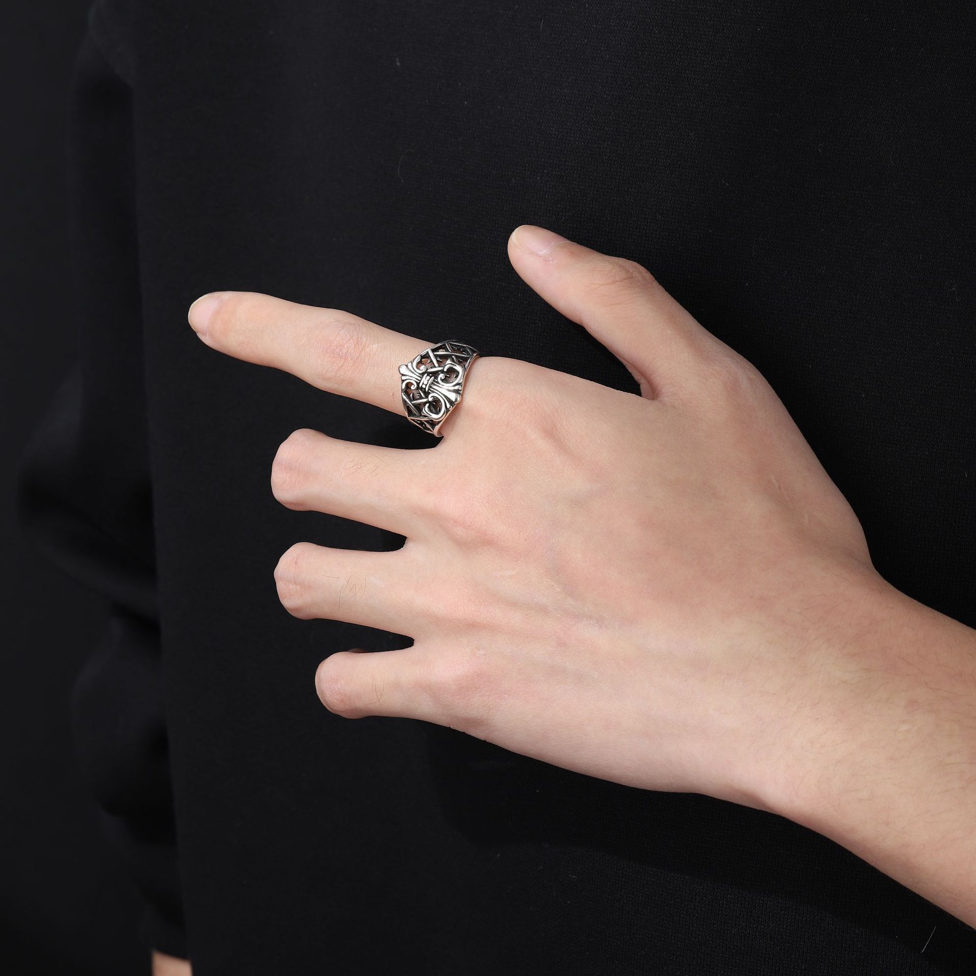 Jewelry Men's Distressed Vintage Open Cross Ring Size ONE SIZE - 3 Thumbnail
