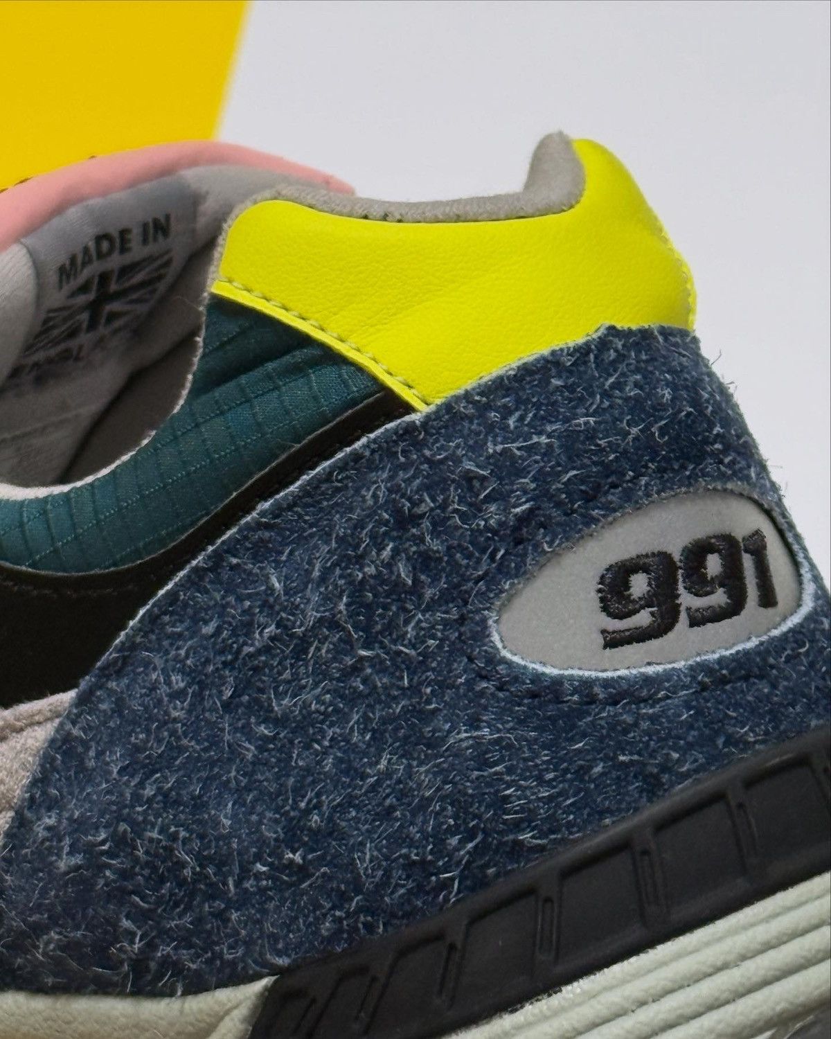 New Balance NEW BALANCE 991 MADE IN ENGLAND 'PACIFIC MAJOLICA BLUE’ Size US 8.5 / EU 41-42 - 12 Thumbnail