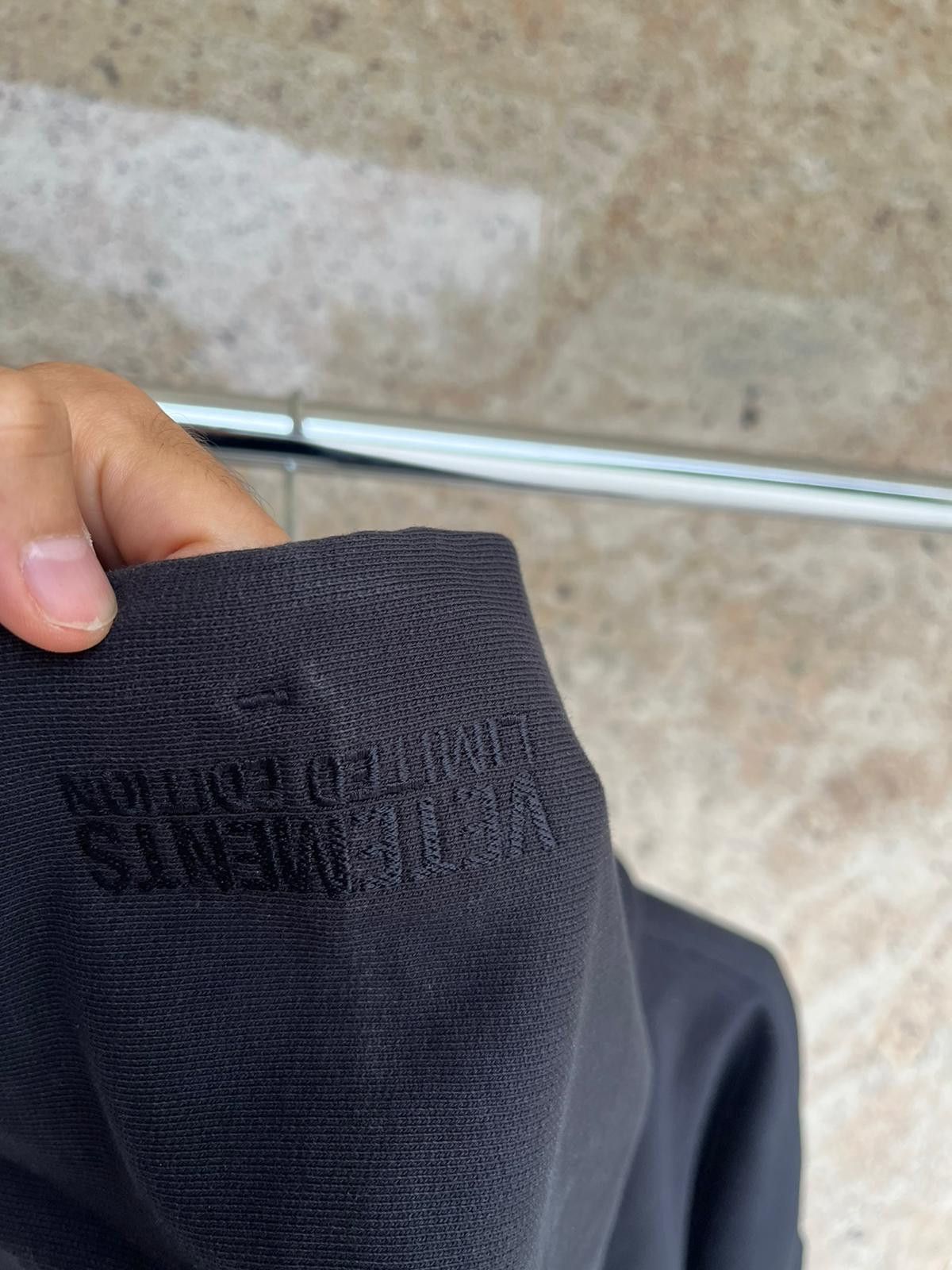 Vetements Unicorn Logo Hoodie in Black Size US M / EU 48-50 / 2 - 10 Thumbnail