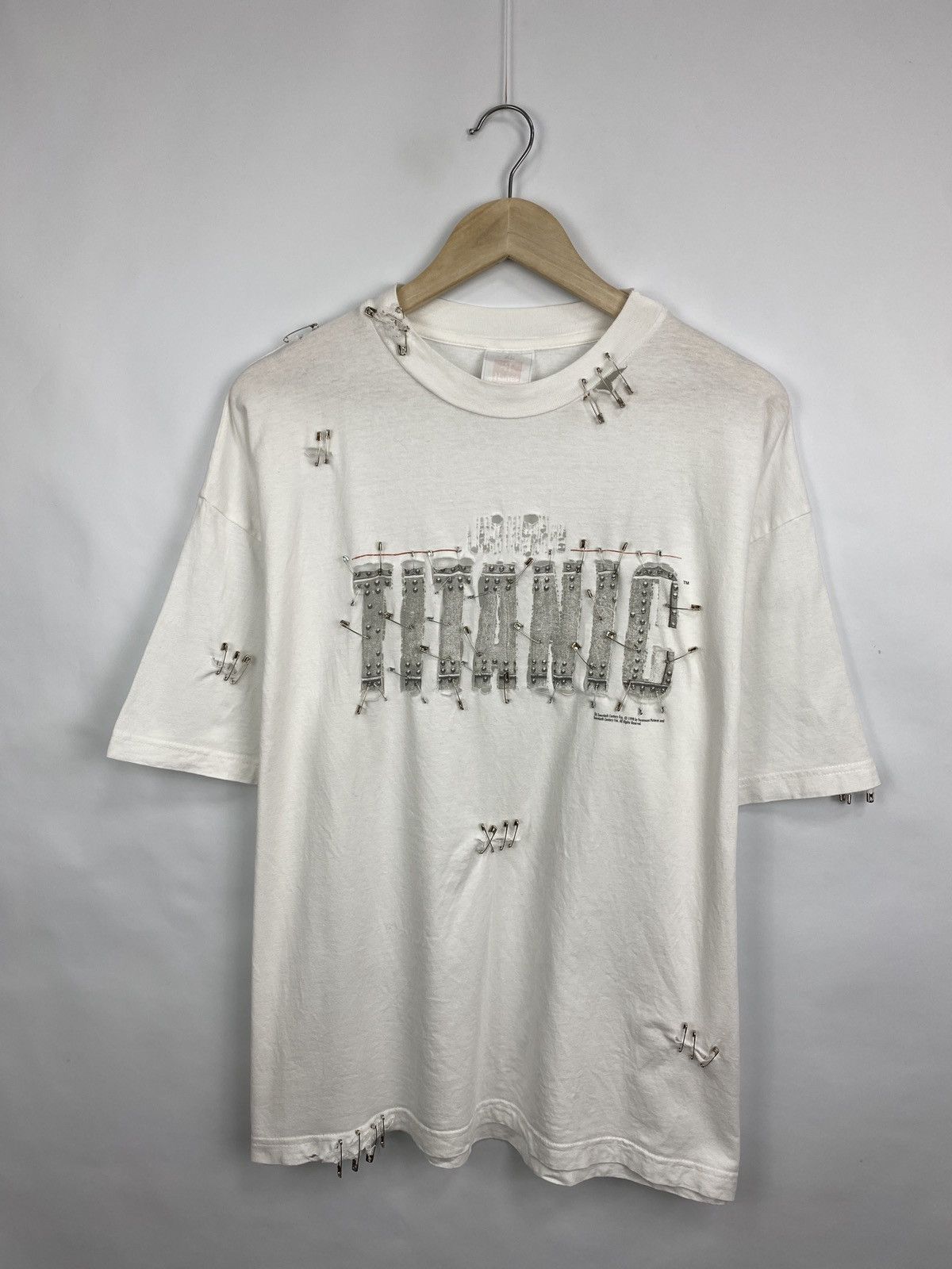Hanes 🇺🇸 Vintage 1998 Titanic Leonardo Dicaprio Custom T-Shirt Y2K Size US XL / EU 56 / 4 - 3 Thumbnail