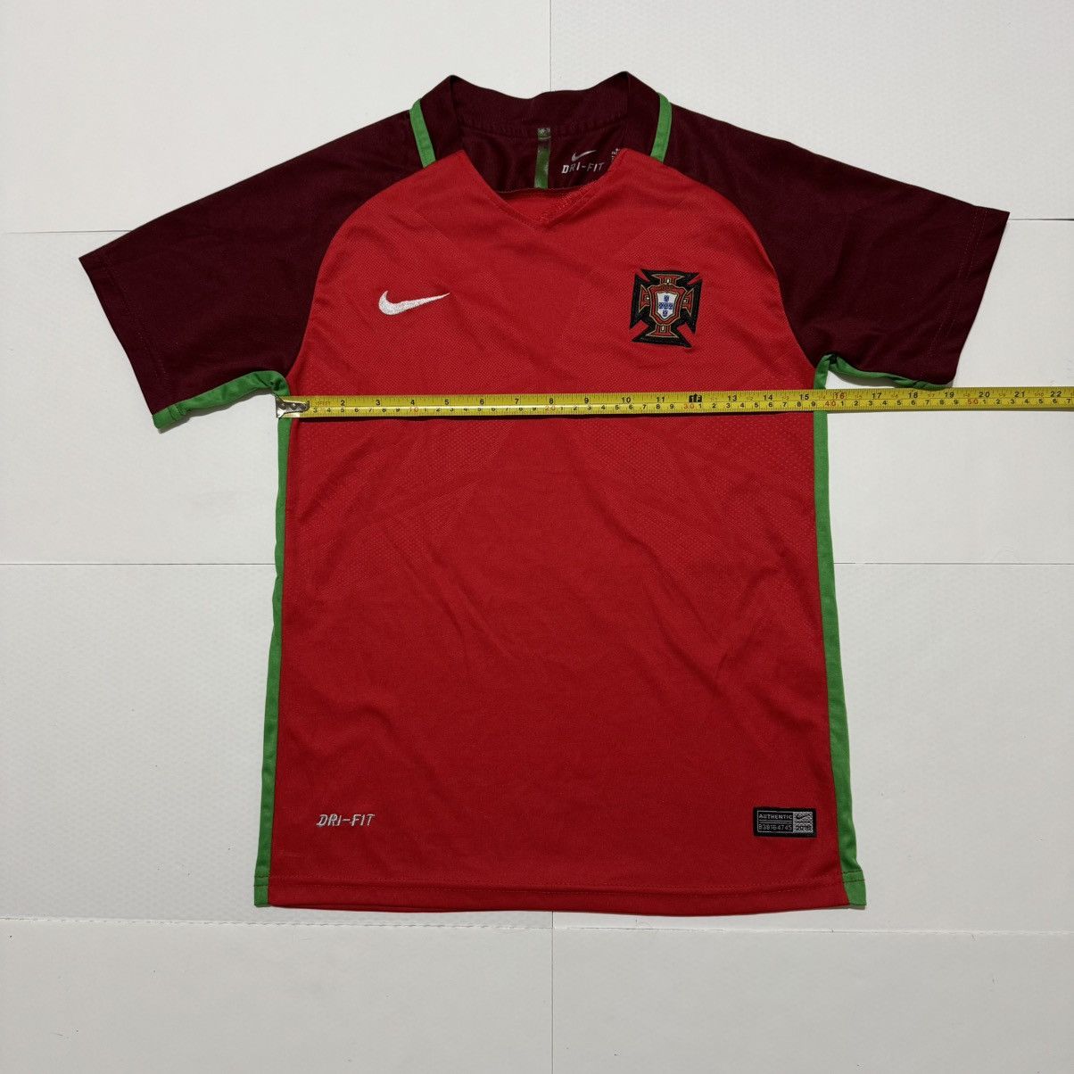 Nike Nike Portugal 2016 Euro Champions Football Jersey Size XS Size US XS / EU 42 / 0 - 3 Thumbnail