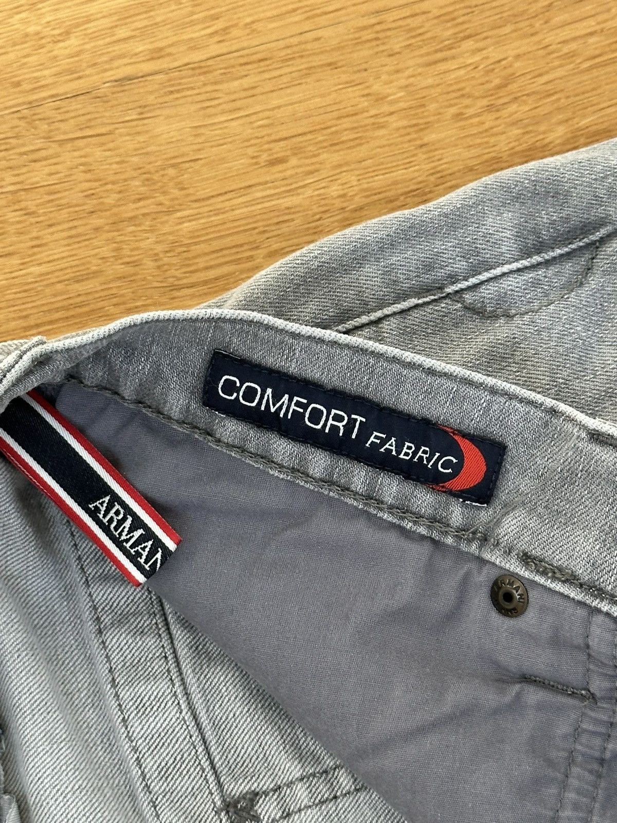 Giorgio Armani Vintage Giorgio Armani Gray Denim Jeans Metal Logo 33 Size Size US 33 - 11 Thumbnail
