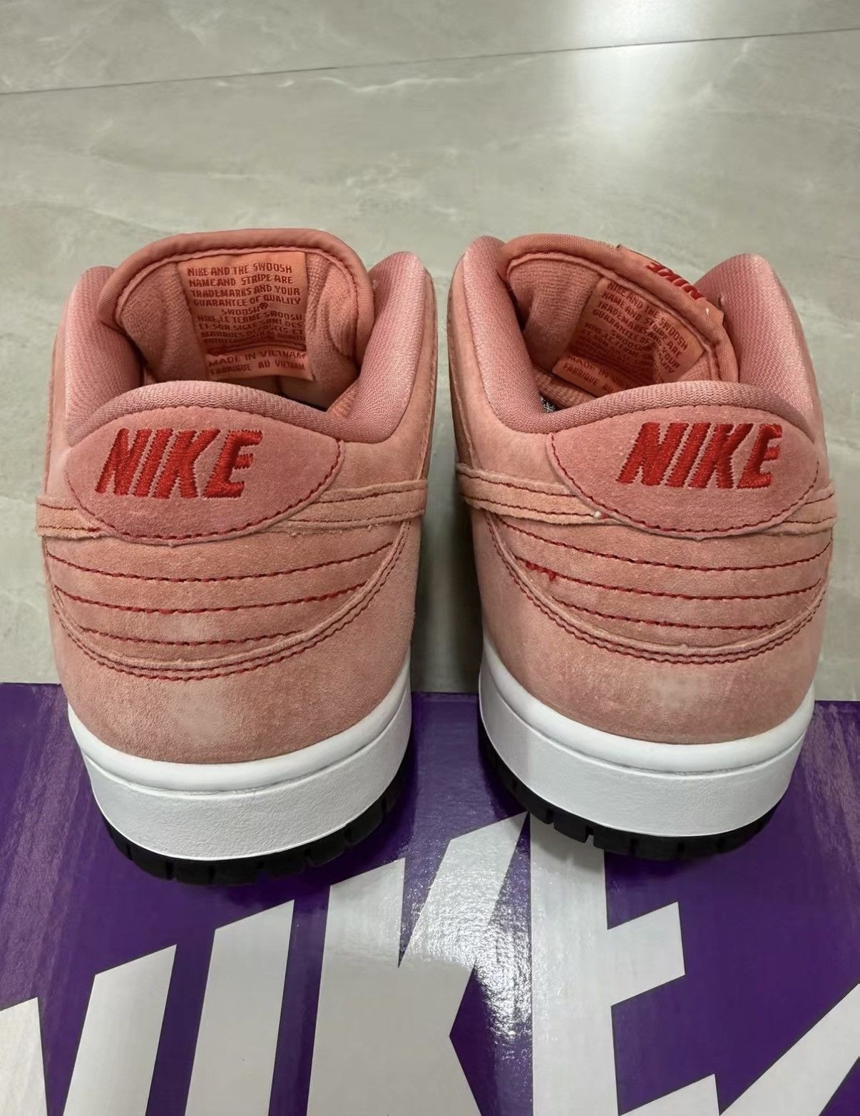 Nike Nike Dunk SB Pro PRM "Pink Pig" Low Top Sneakers J34 Size US 8.5 / EU 41-42 - 7 Thumbnail