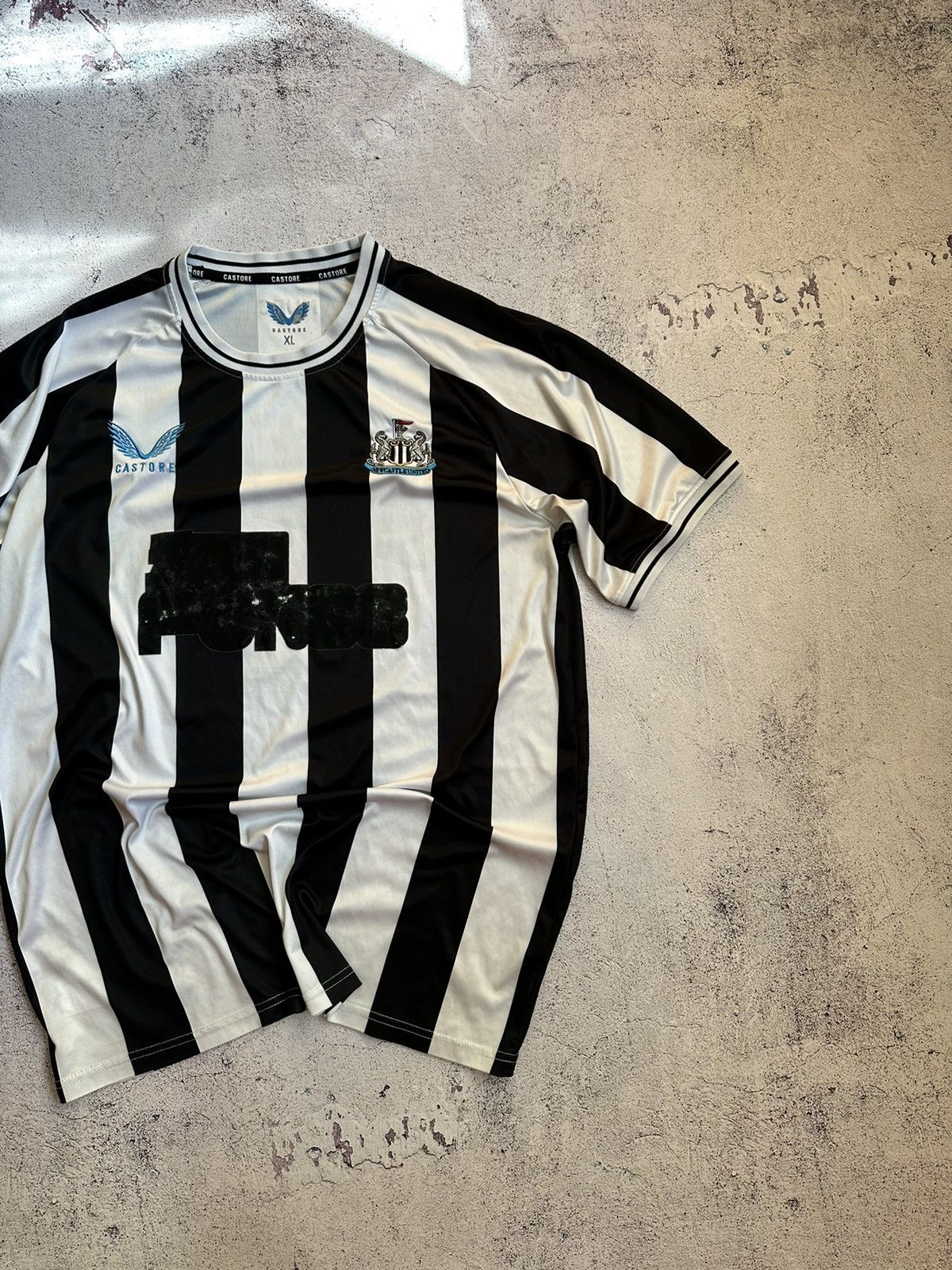 Other Newcastle United Jersey 2021 castore Size US XL / EU 56 / 4 - 2 Thumbnail