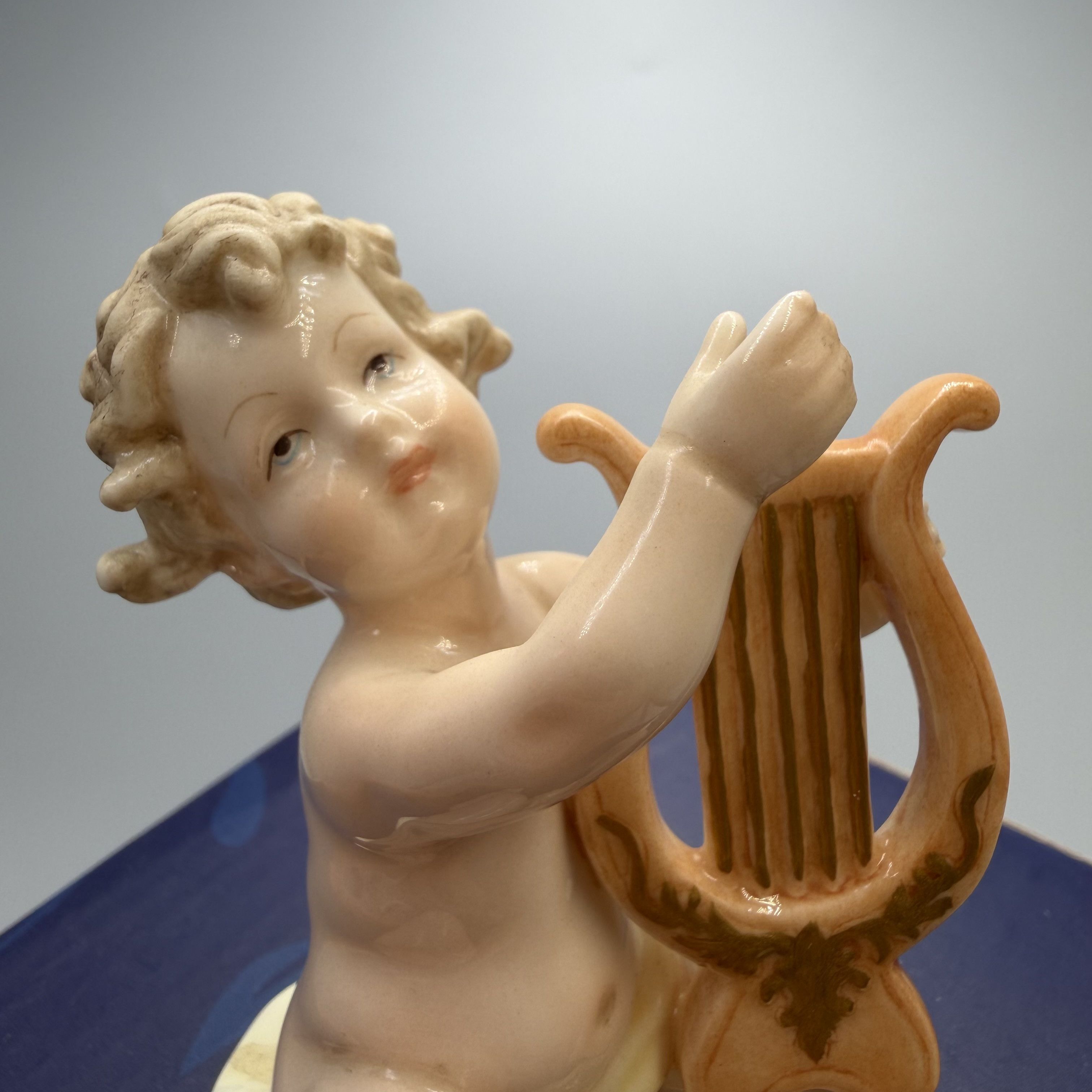 Other Vintage Unicorn Studio Porcelain Cherub Angel Harp Figurine Size ONE SIZE - 7 Thumbnail