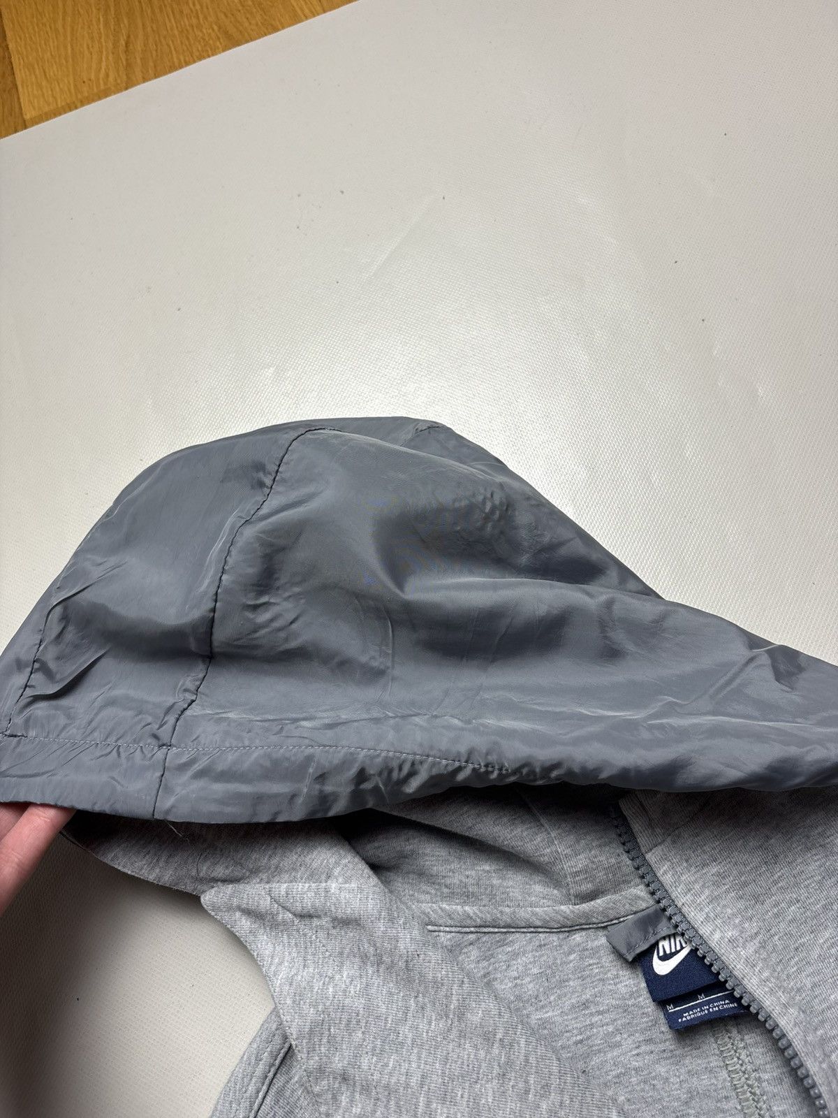Nike Vintage Nike Nylon Zip Hoodie Size US M / EU 48-50 / 2 - 5 Thumbnail