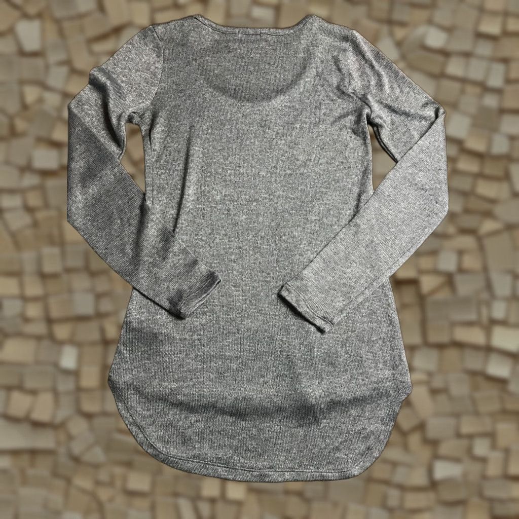 Vintage Xhilaration Sweater Women's Size Small Gray Round Neck Long Sleeve Pullover Casual Regular Fit Size S / US 4 / IT 40 - 1 Thumbnail