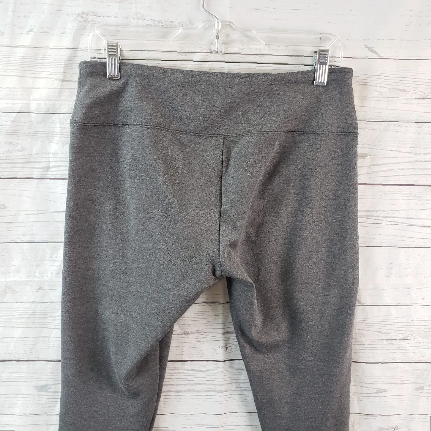 Soft Surroundings Soft Surroundings Womens Cropped Leggings Sz PM Petite Gray Mid Rise Crop Pants Womens_Petite Gray Size 32" / US 10 / IT 46 - 4 Thumbnail