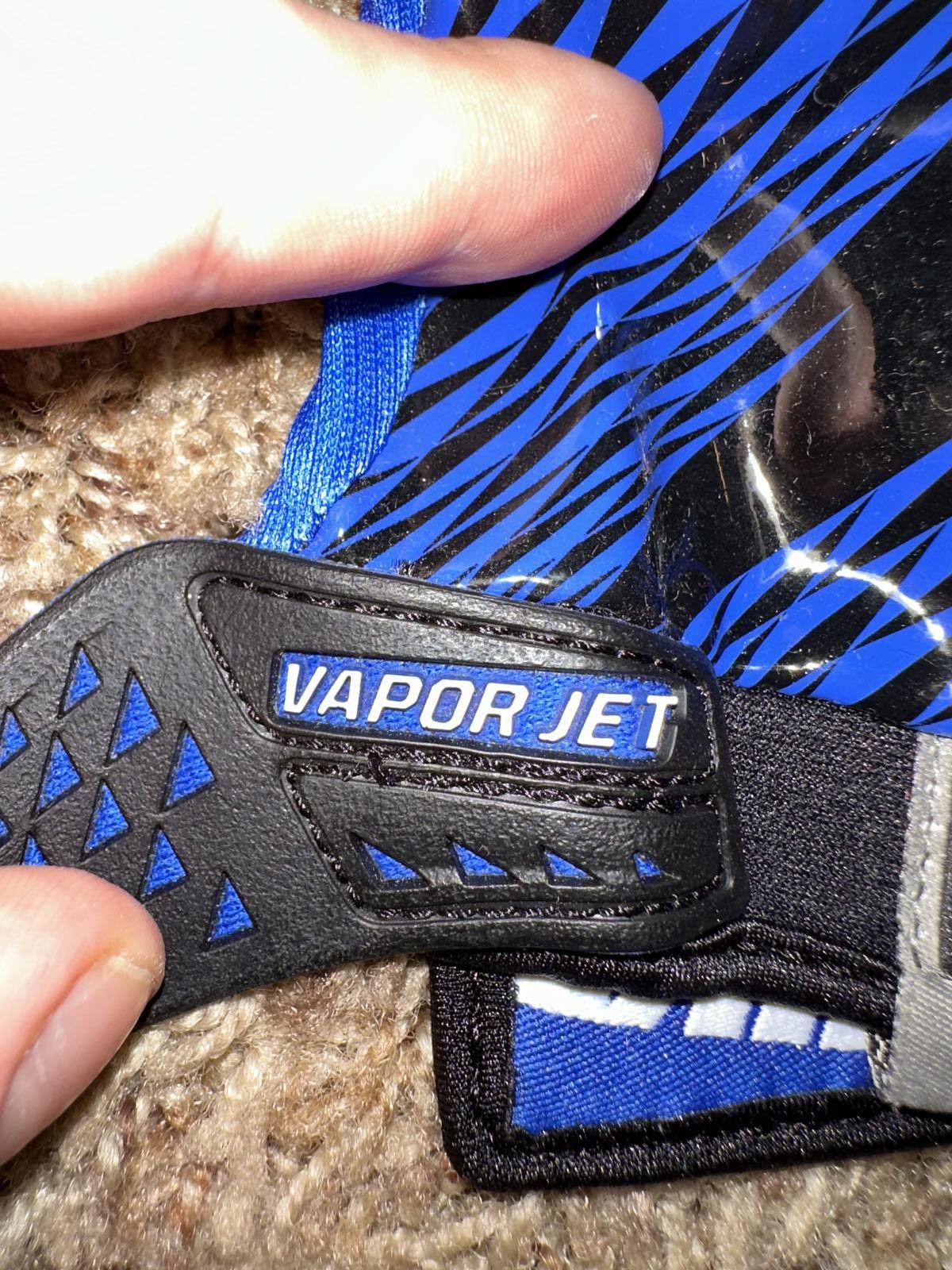 Nike VINTAGE Nike Men’s VaporJet Magnigrip Football Receiver Blue Gloves 2009 Size ONE SIZE - 6 Thumbnail