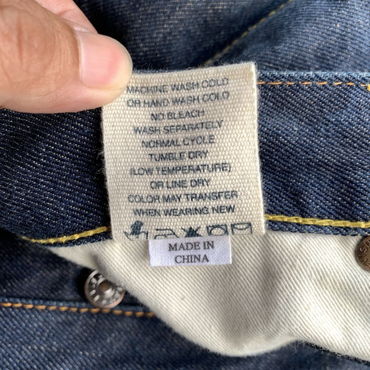 Evisu Vintage Evisu Buckle Back Koi Fish Painted Selvedge Denim Size US 30 / EU 46 - 14 Thumbnail