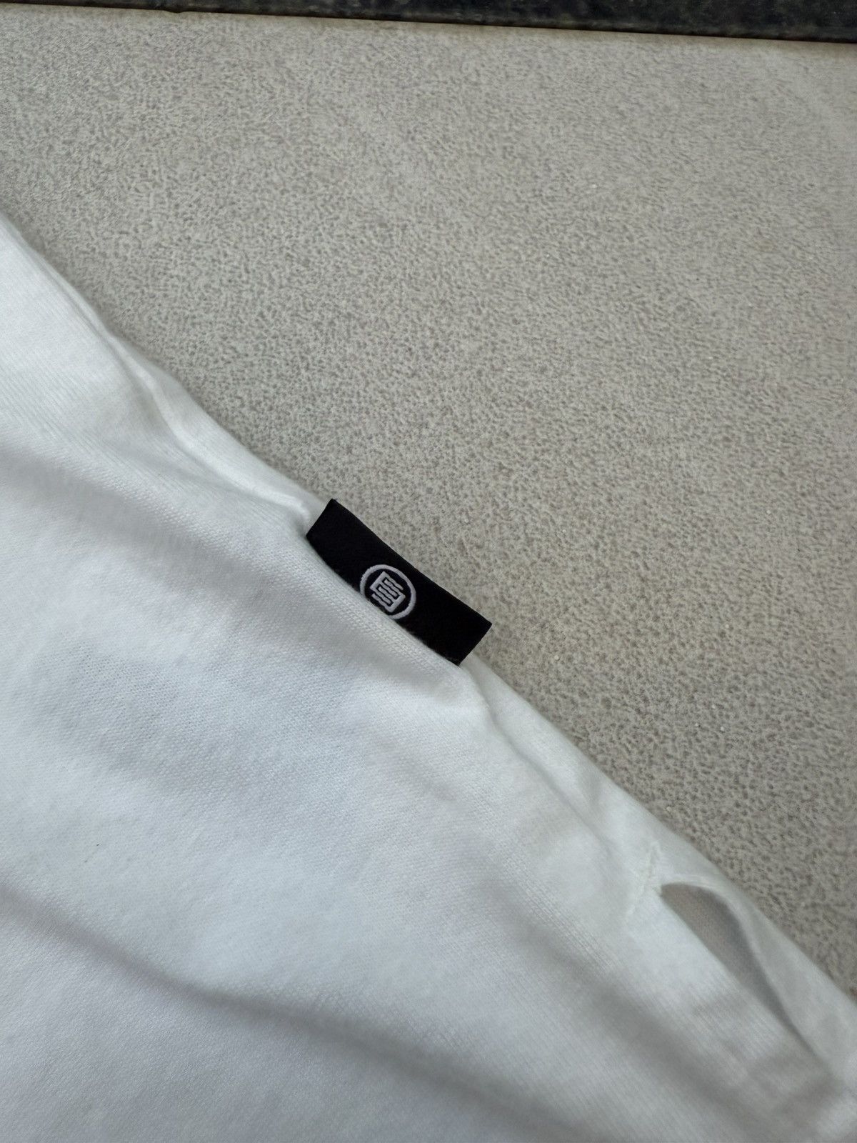 Undercover 90’s UNDERCOVER RARE BALI MARKET RETRO LOGO VINTAGE TSHIRT Size US M / EU 48-50 / 2 - 6 Thumbnail