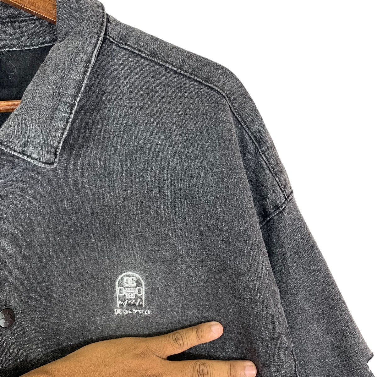DC ⚡️⚡️ VINTAGE DCSHOECO USA STREETWEAR BOMBER JACKET Size US L / EU 52-54 / 3 - 6 Thumbnail