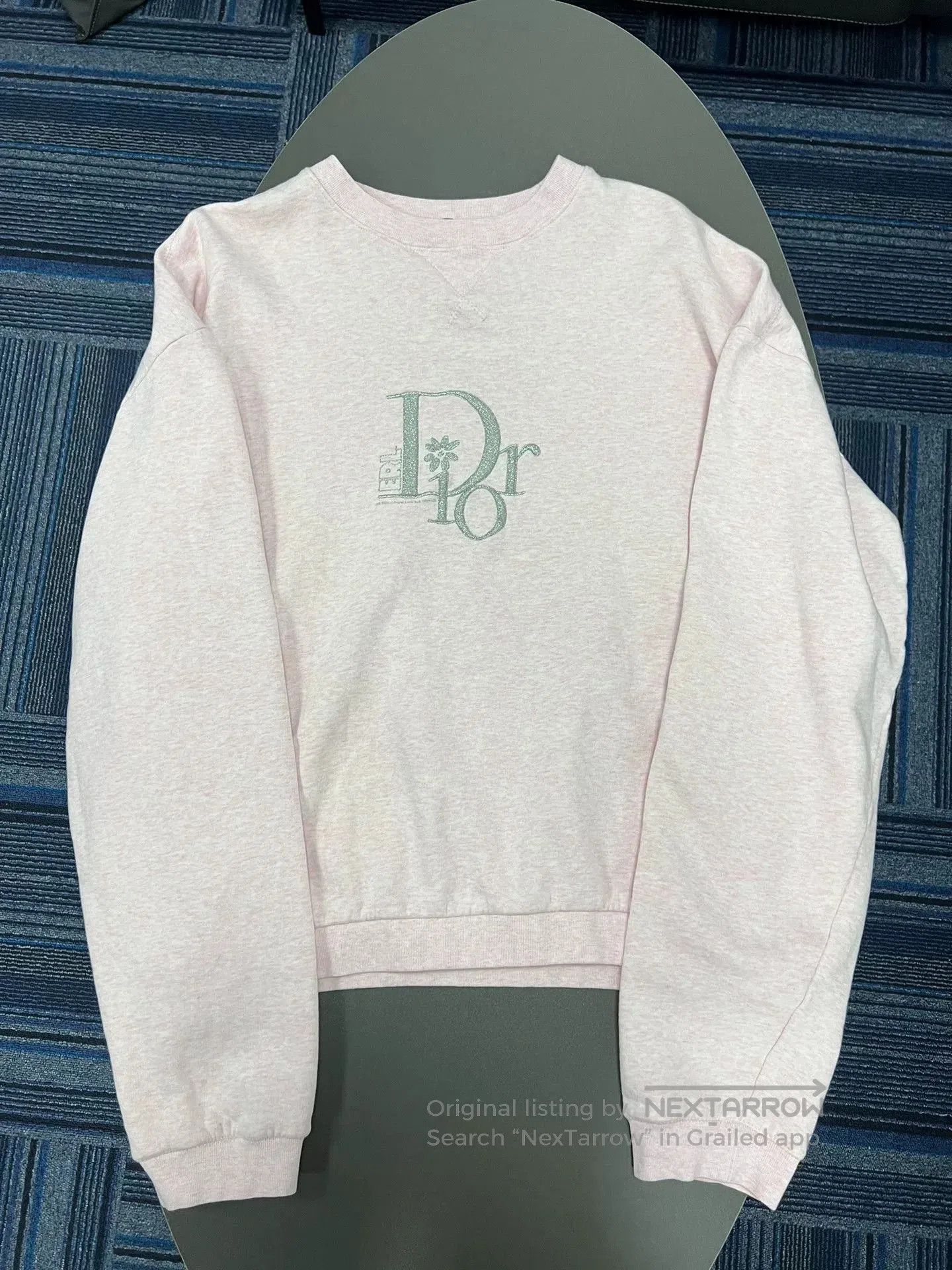 Dior pink dior embroidered logo sweatshirt size xl. Size XL / US 12-14 / IT 48-50 - 1 Thumbnail