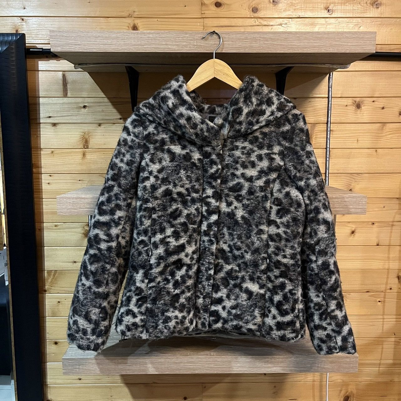 Japanese Brand yevs leopard puffer jacket If6Was9 LGB avant garde style Size S / US 4 / IT 40 - 2 Thumbnail