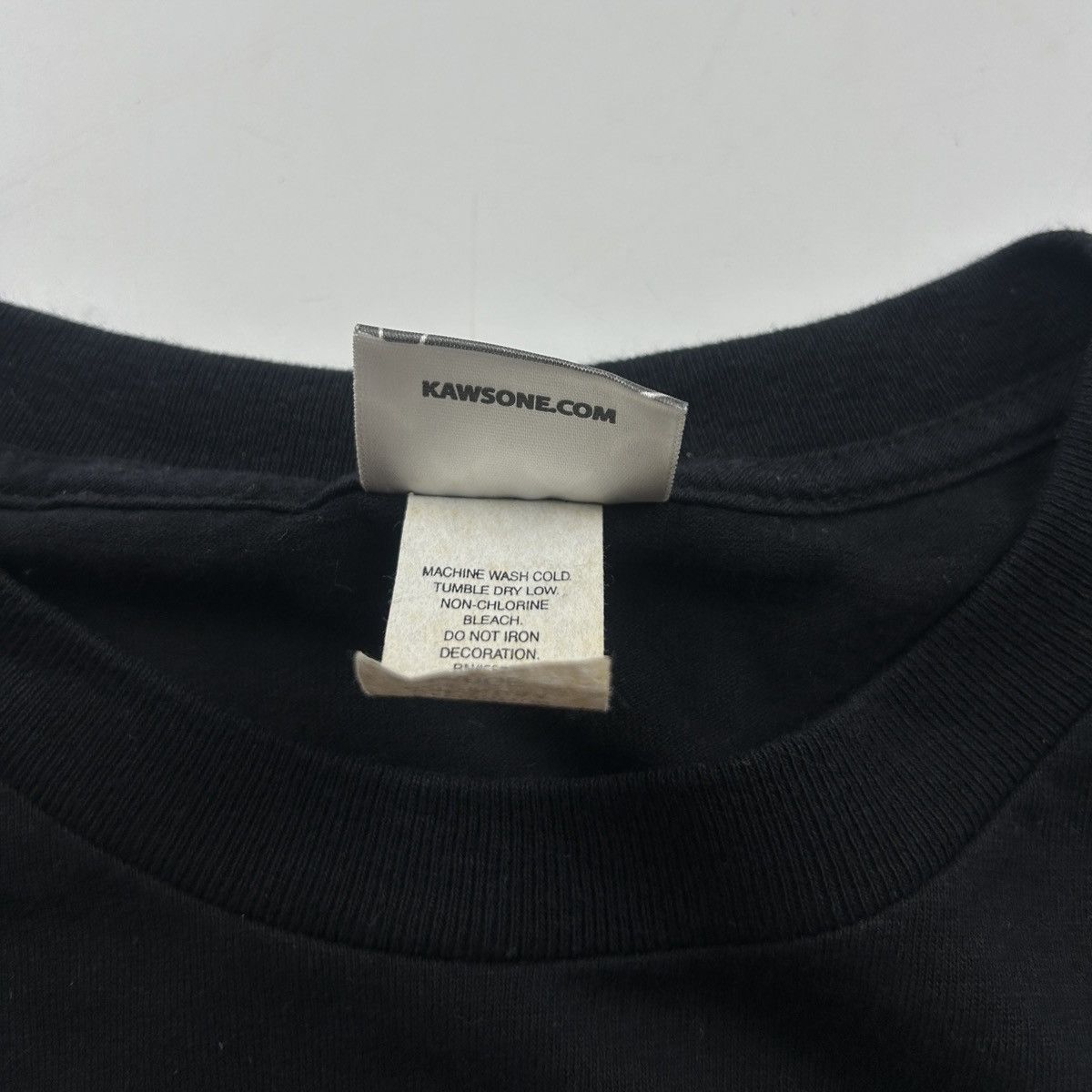 Kaws 2005 Kaws Flame Kawsone Shirt Size US L / EU 52-54 / 3 - 4 Thumbnail