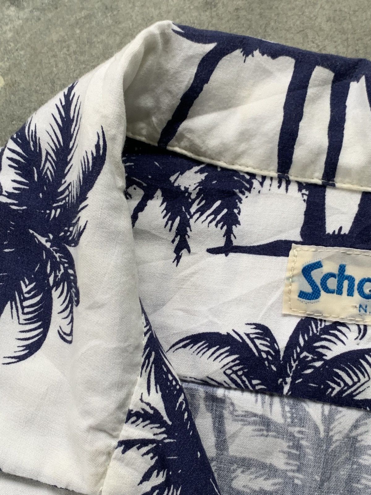 Schott Vintage Schott Rayon Coconut Hawaii Tree Motive Collar Shirt Size US L / EU 52-54 / 3 - 8 Thumbnail