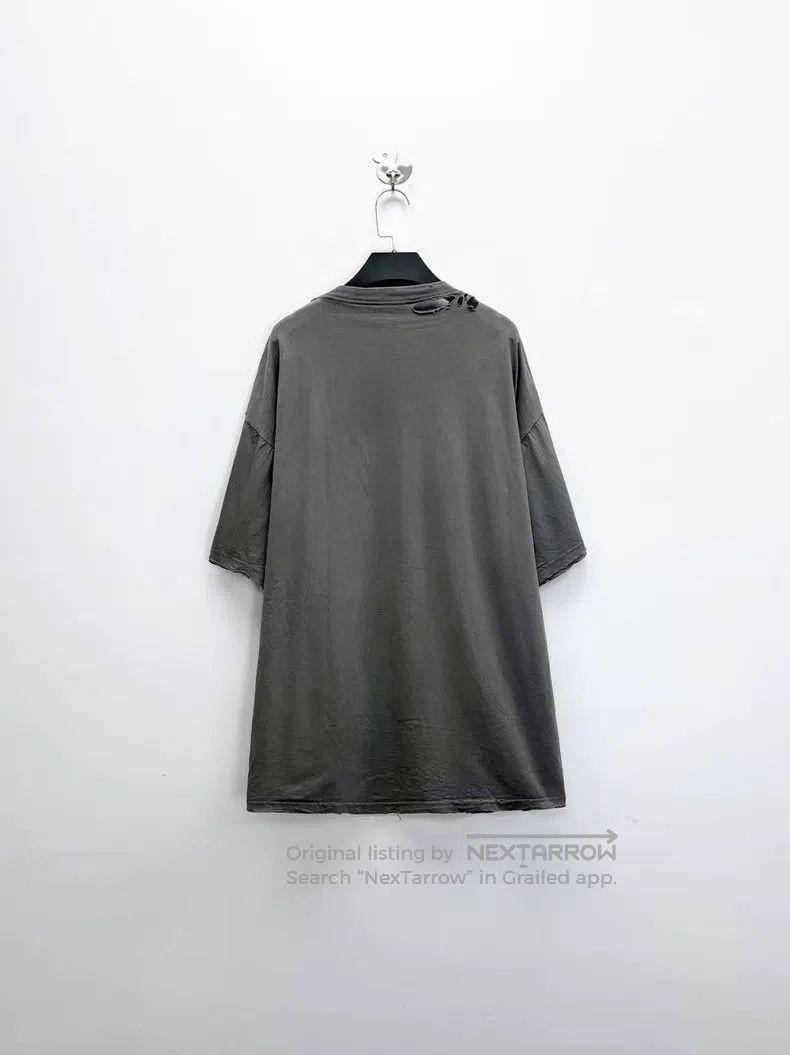 Balenciaga Balenciaga Washed Grey Fissured Letter Logo Slightly Destr Size US XL / EU 56 / 4 - 2 Thumbnail
